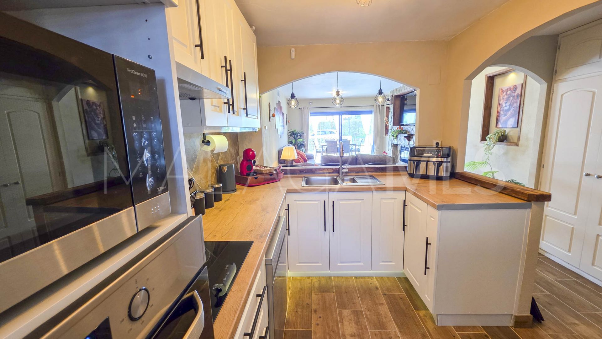 Markplanslägenhet for sale in La Duquesa