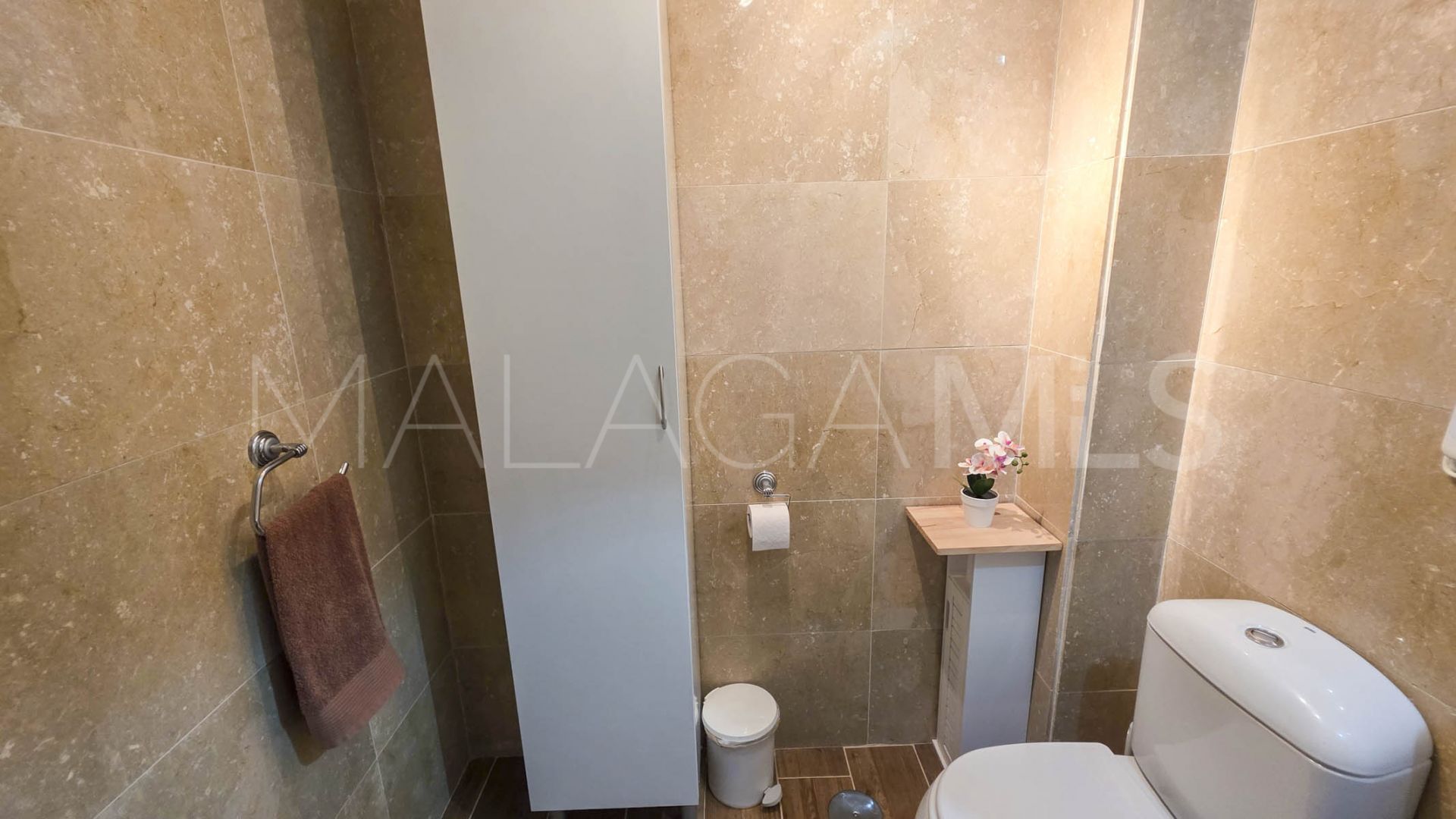 Markplanslägenhet for sale in La Duquesa