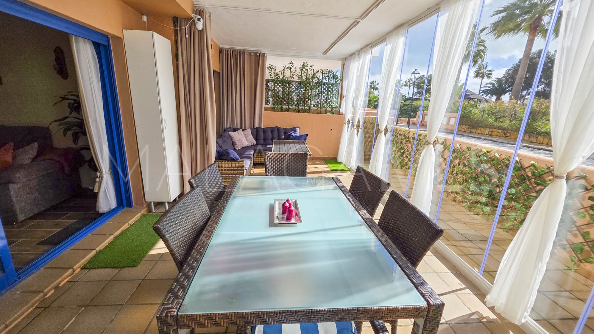 Markplanslägenhet for sale in La Duquesa