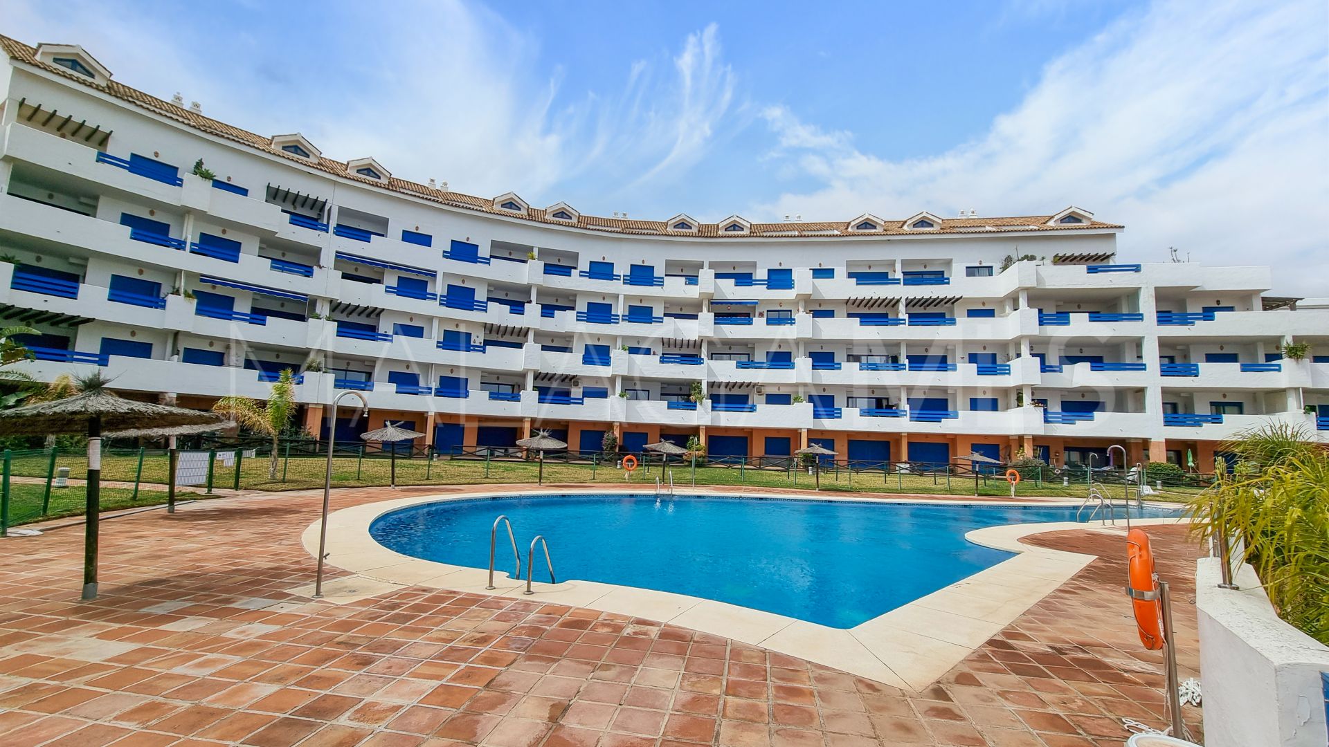 Markplanslägenhet for sale in La Duquesa