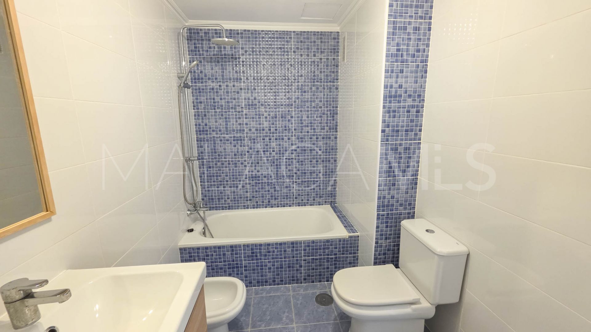 2 bedrooms apartment in Sabinillas for sale