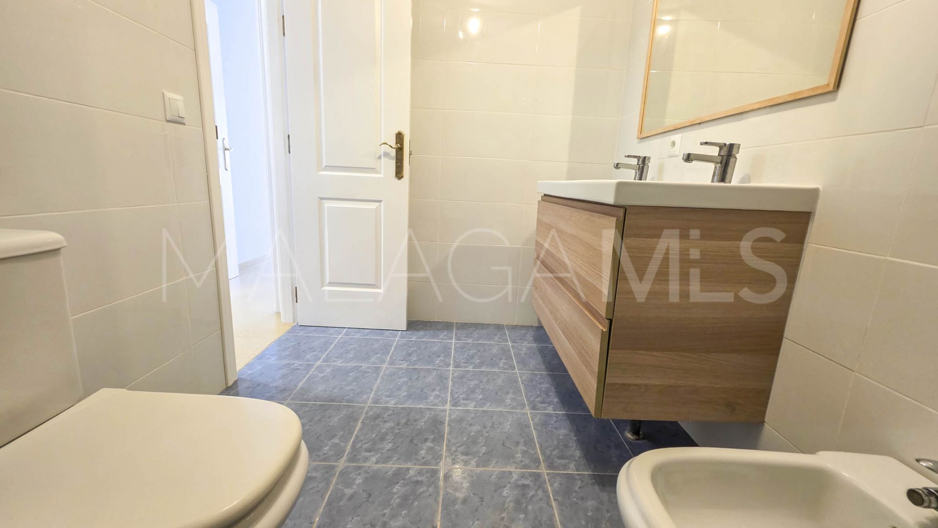 2 bedrooms apartment in Sabinillas for sale