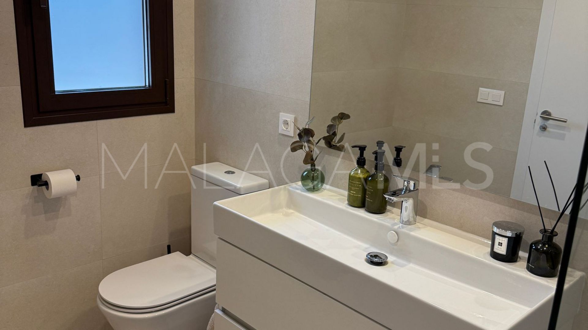 Lägenhet for sale in Estepona