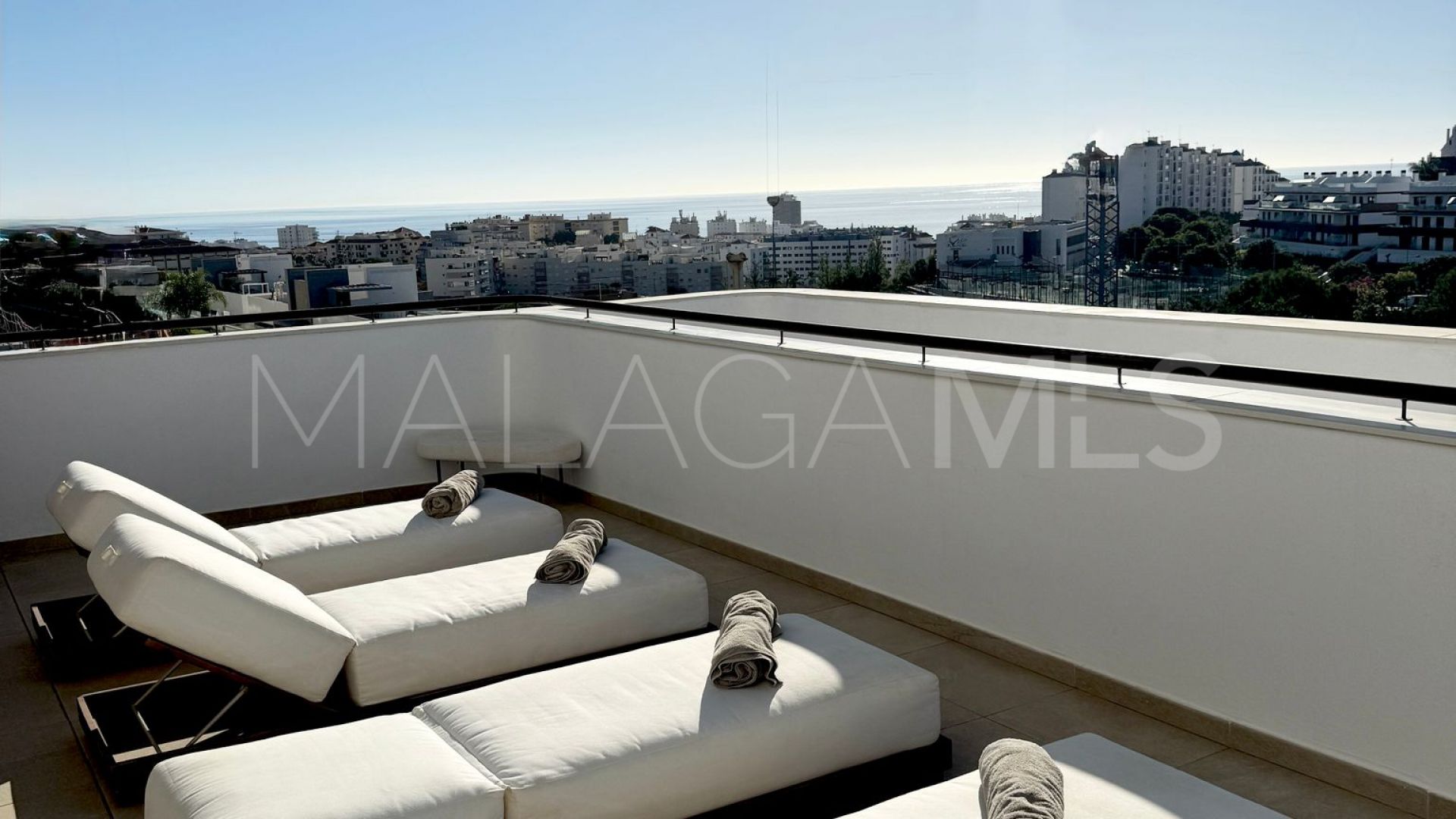 Lägenhet for sale in Estepona