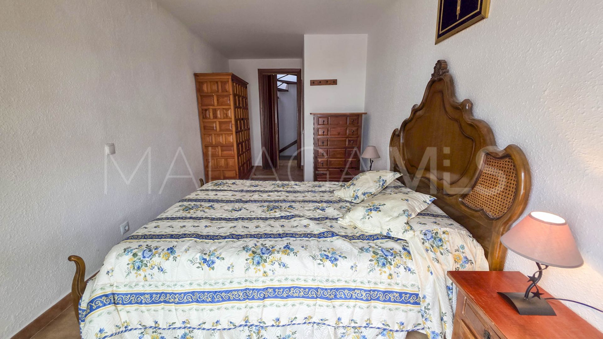 Maison de ville for sale in La Duquesa