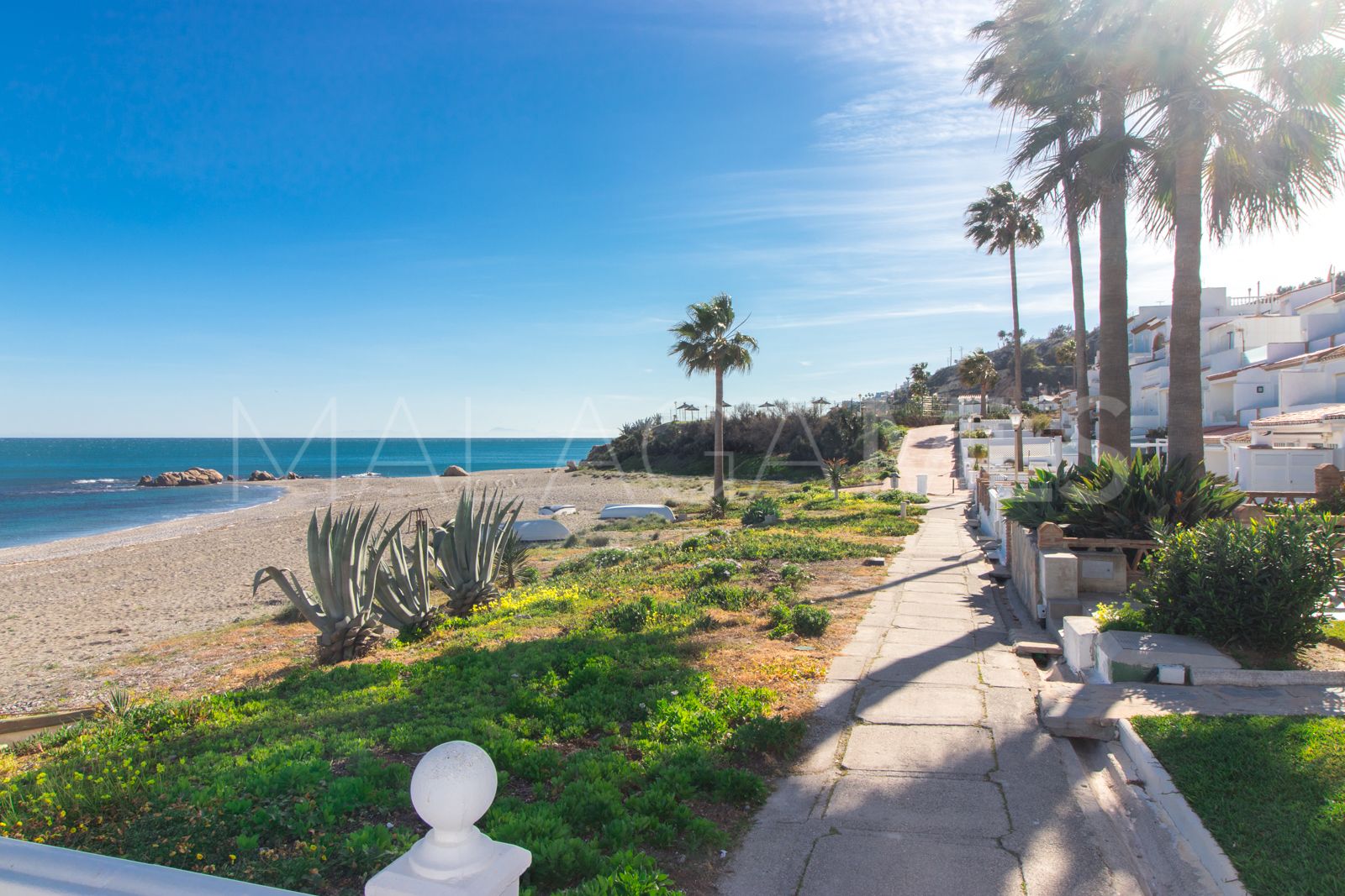 Maison de ville for sale in La Duquesa