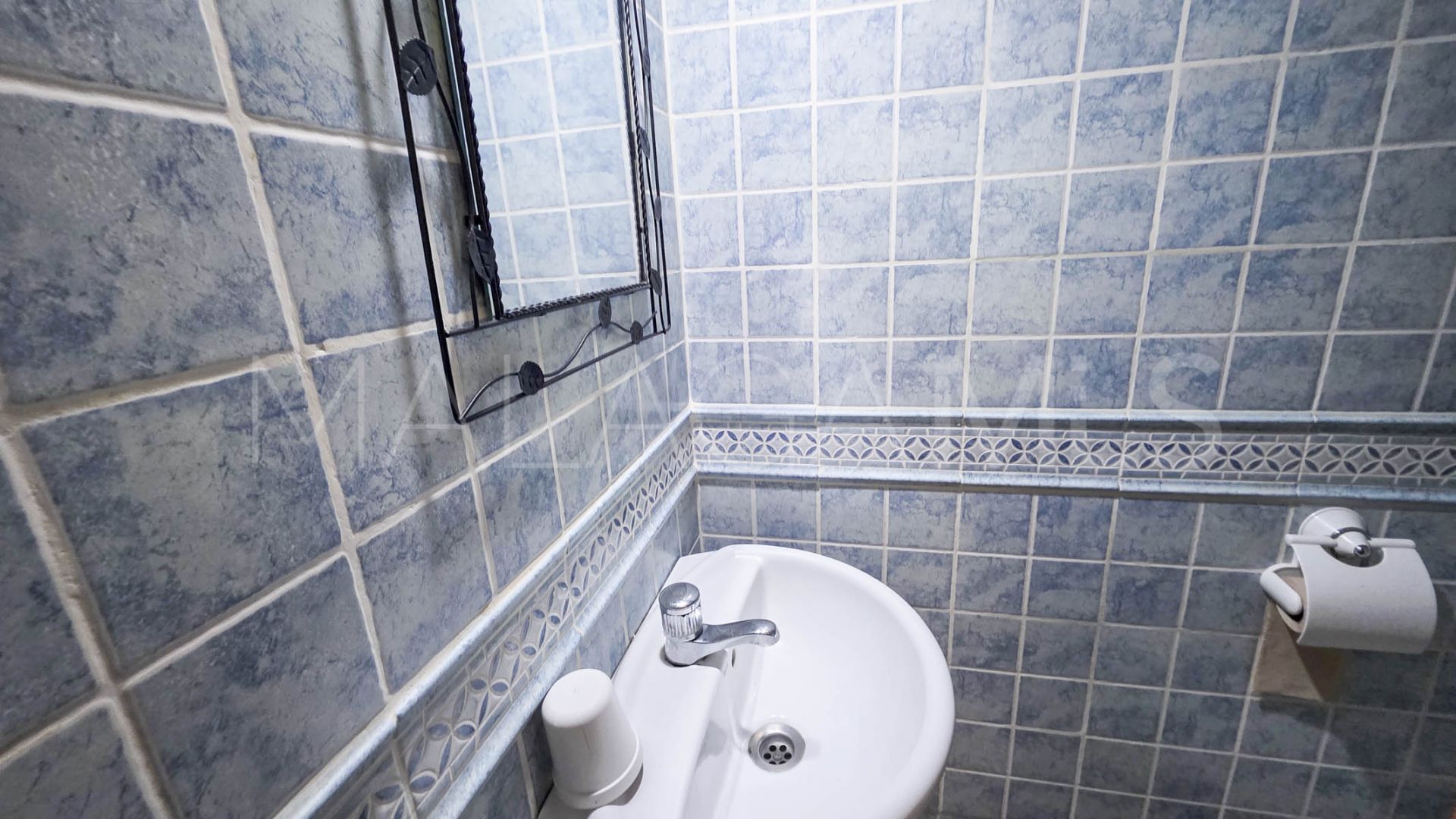 Maison de ville for sale in La Duquesa