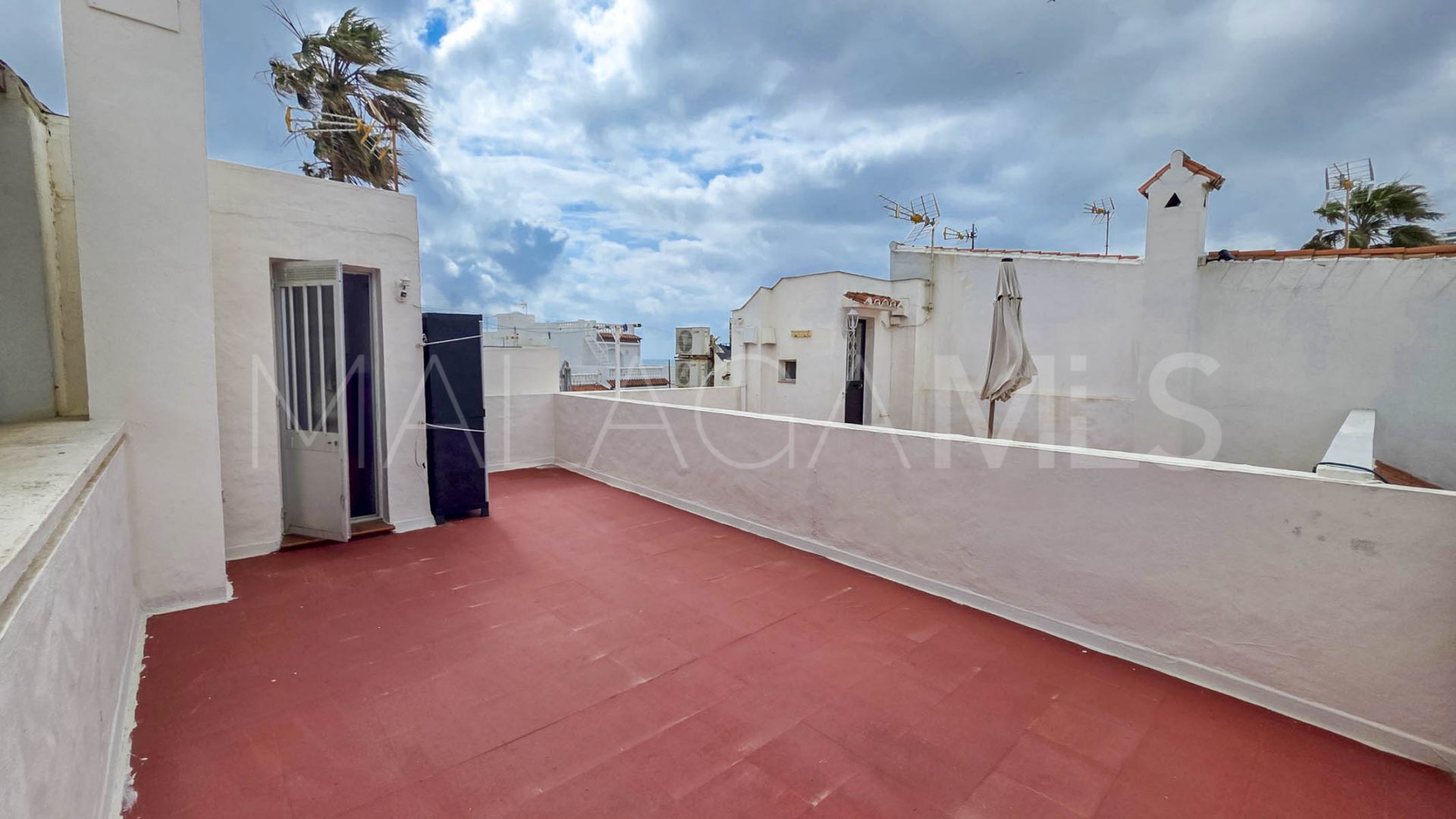 Maison de ville for sale in La Duquesa