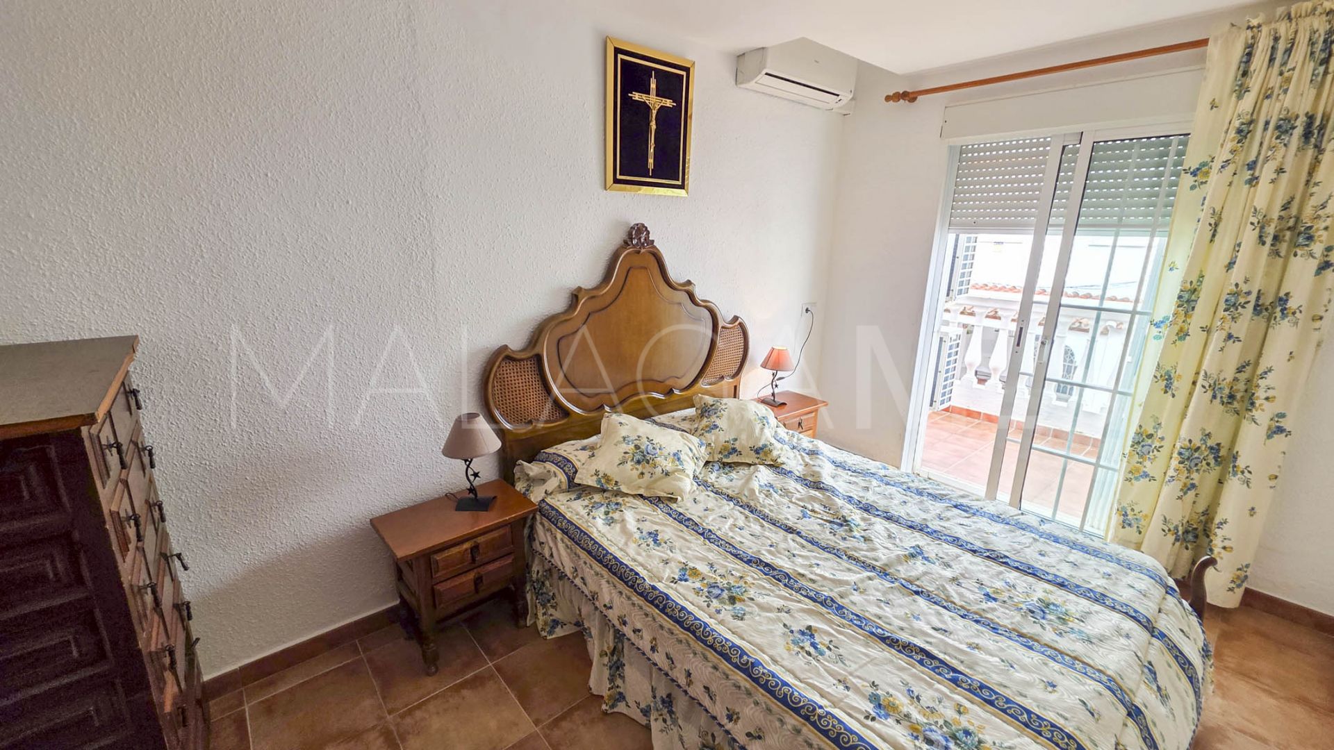 Maison de ville for sale in La Duquesa