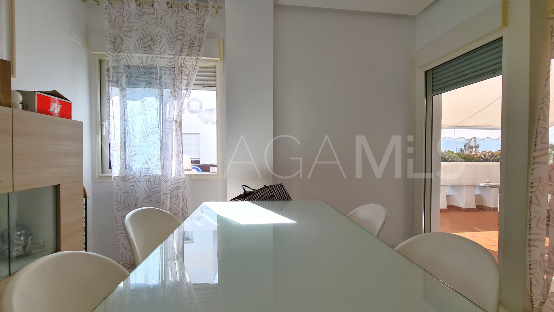Apartamento a la venta in Estepona de 3 bedrooms