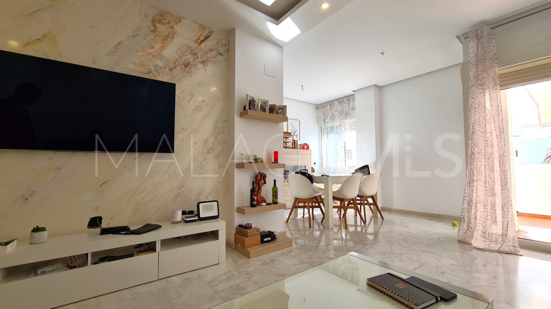 Apartamento a la venta in Estepona de 3 bedrooms
