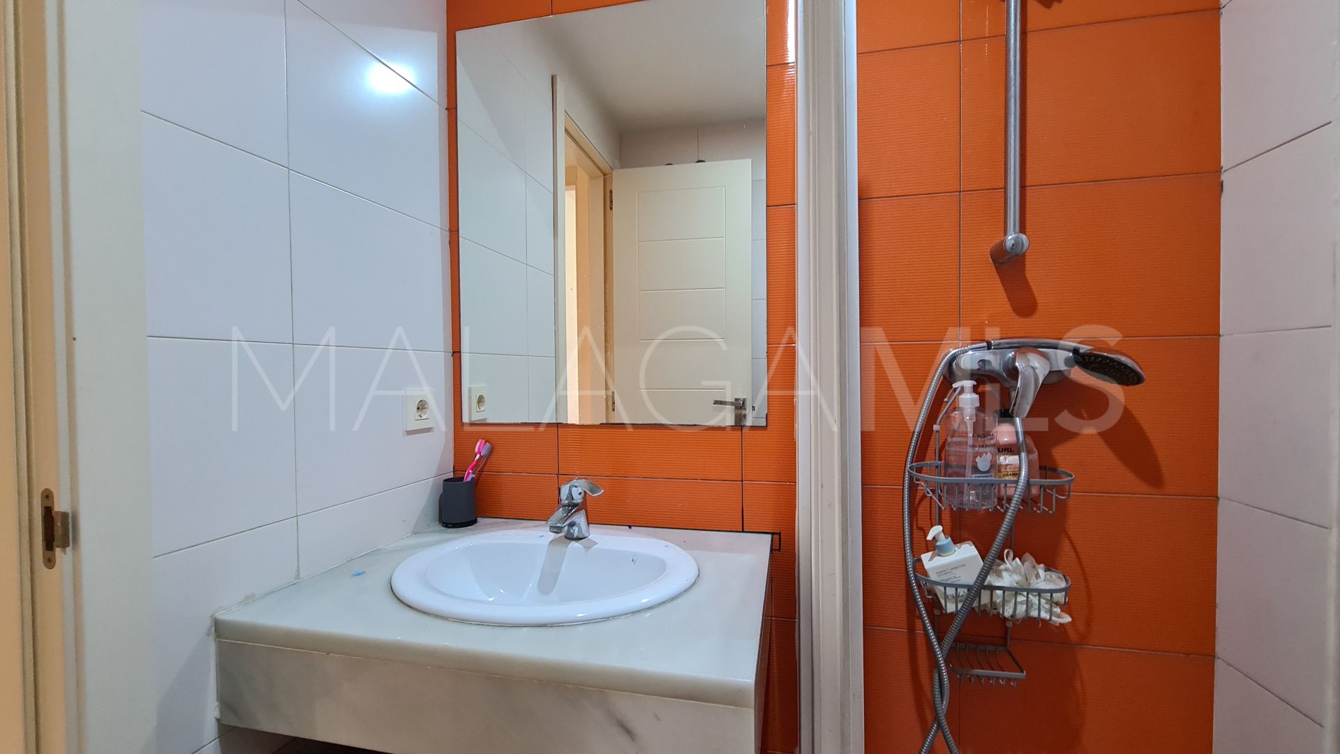 Apartamento a la venta in Estepona de 3 bedrooms