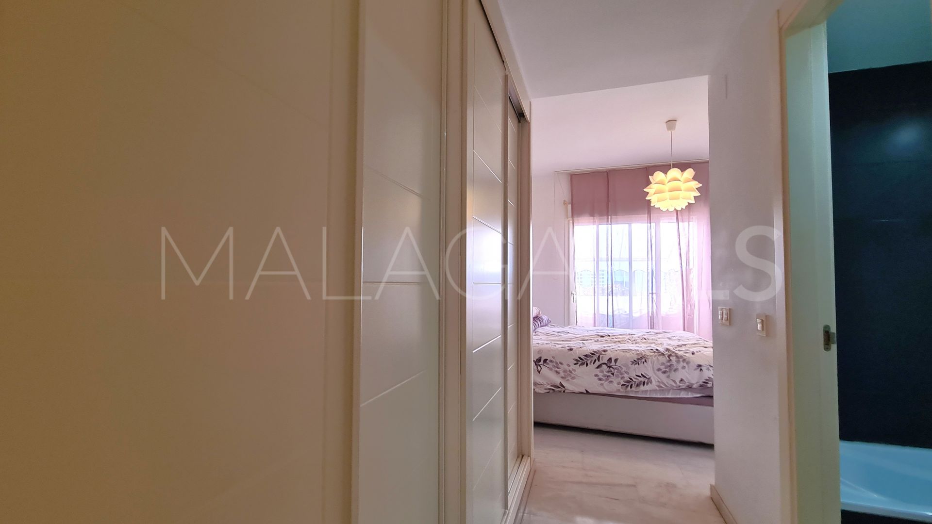 Apartamento a la venta in Estepona de 3 bedrooms