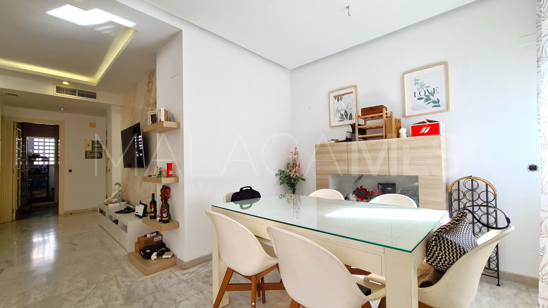 Apartamento a la venta in Estepona de 3 bedrooms