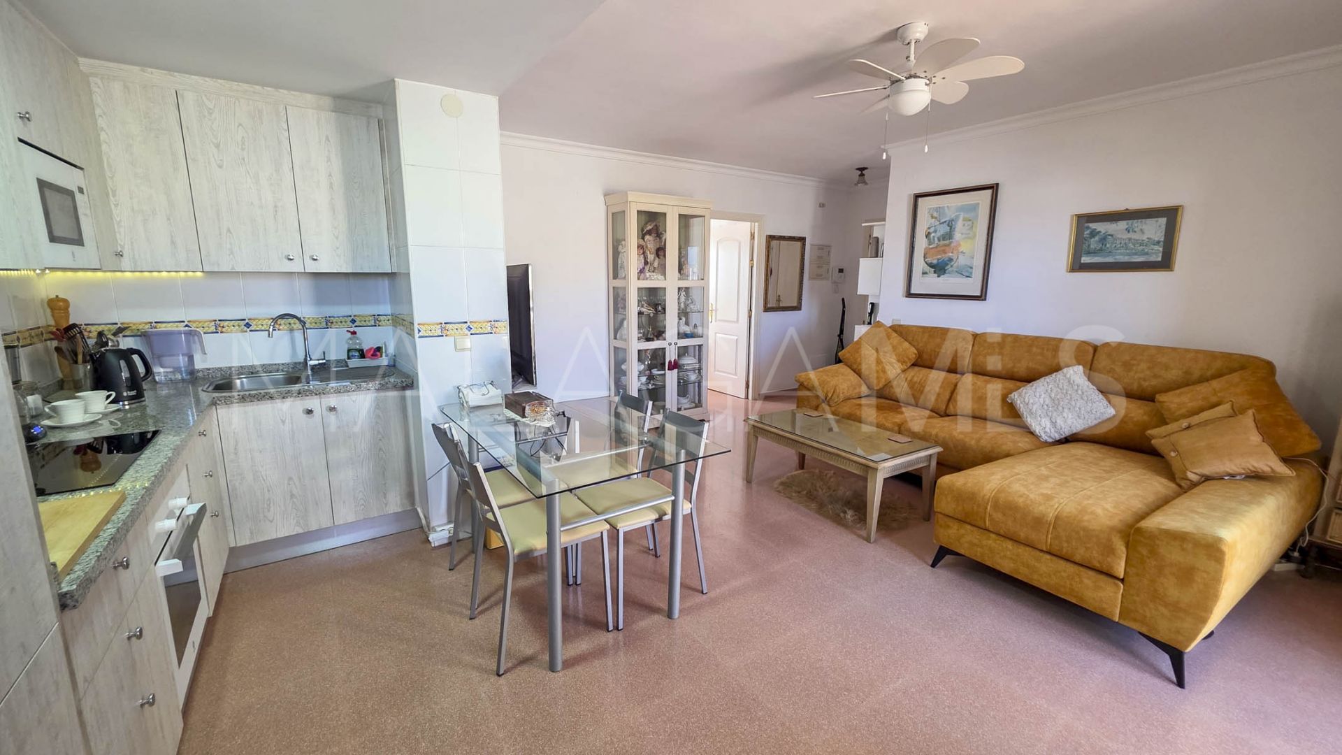 Takvåning for sale in Sabinillas