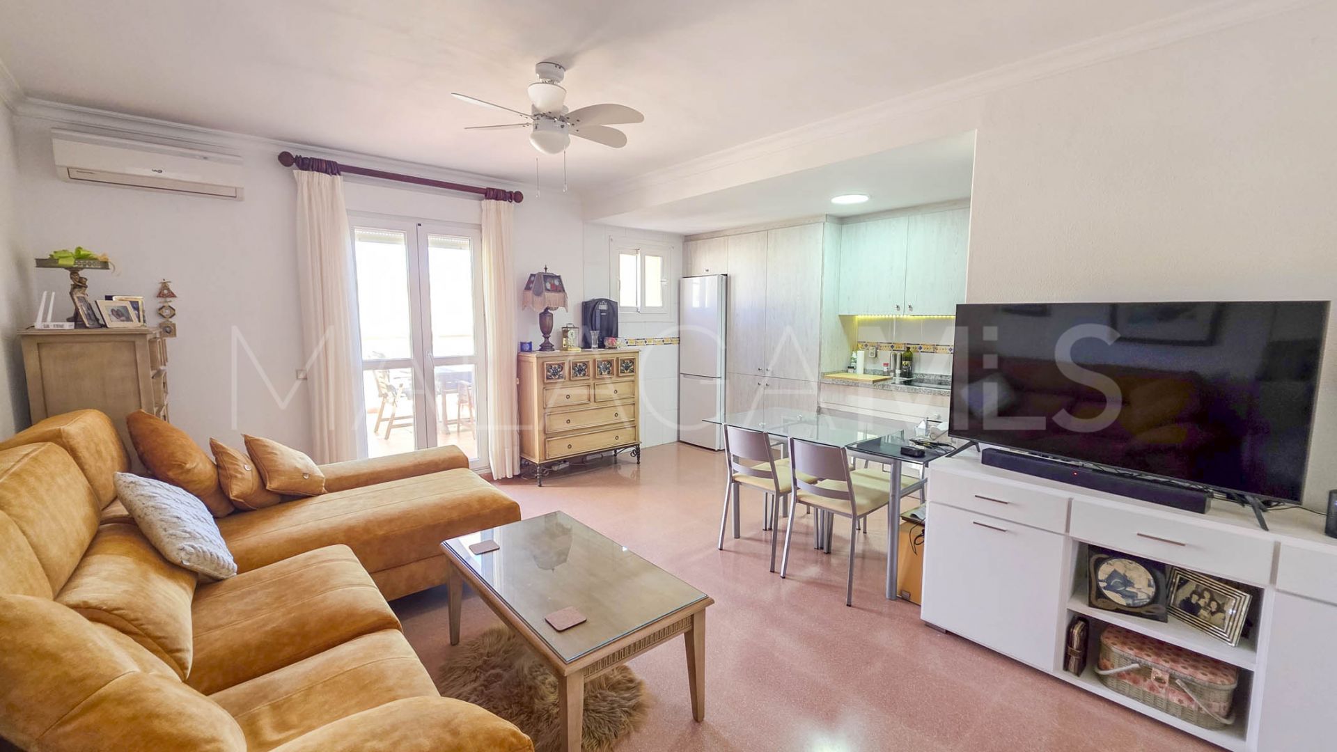 Takvåning for sale in Sabinillas