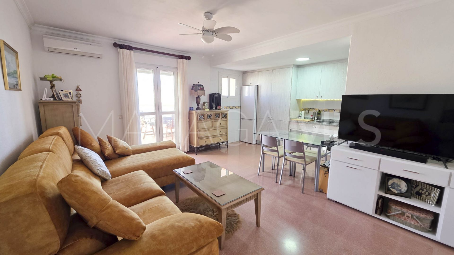 Takvåning for sale in Sabinillas