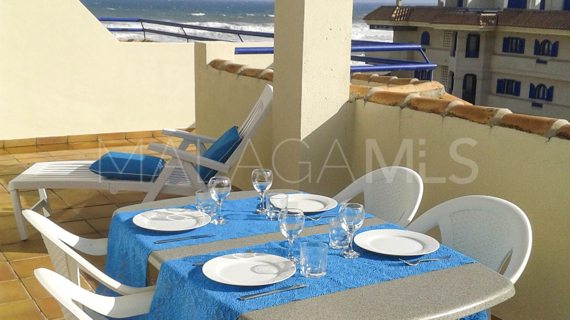 Sabinillas 1 bedroom penthouse for sale
