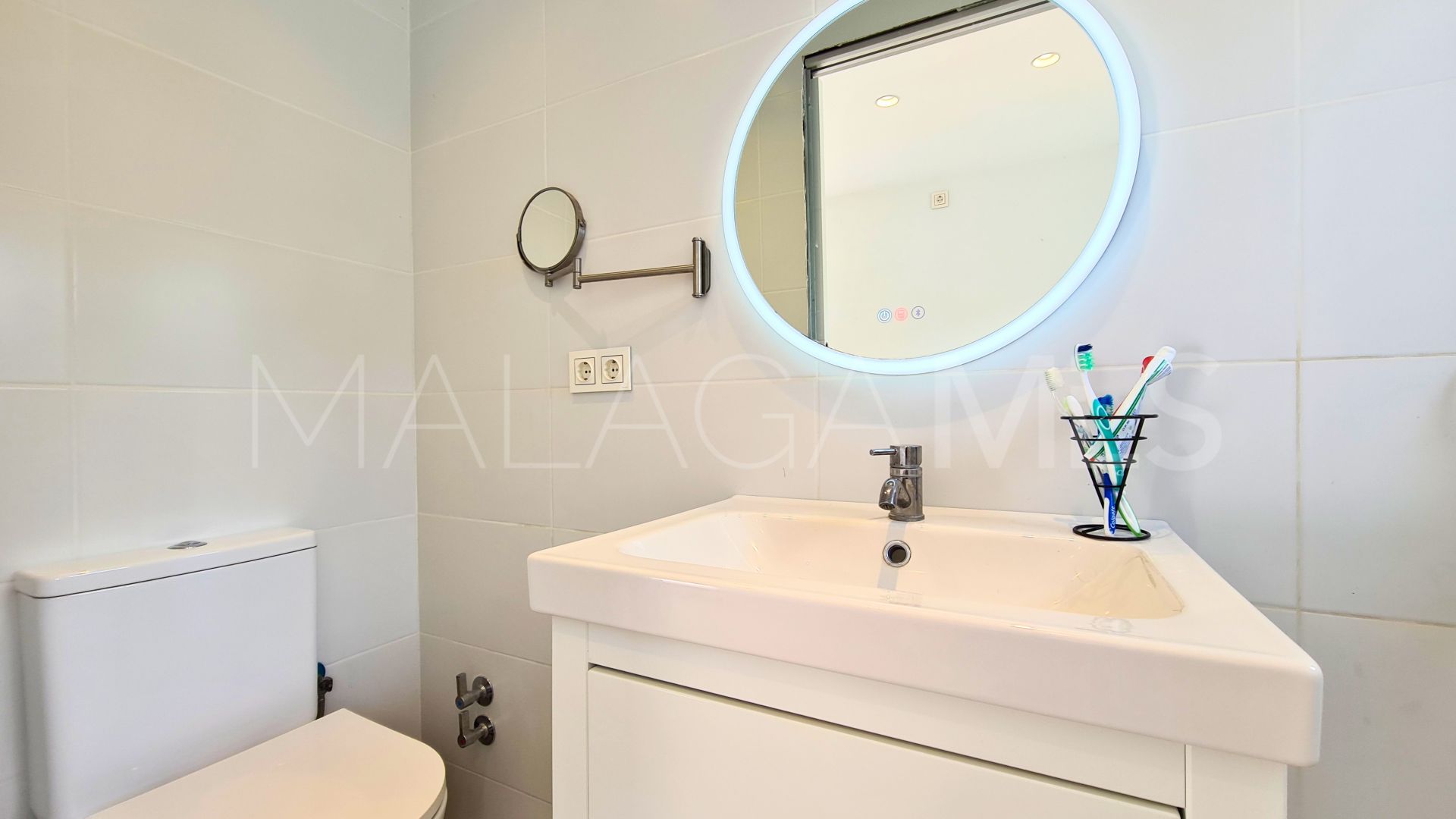 Villa in La Duquesa for sale