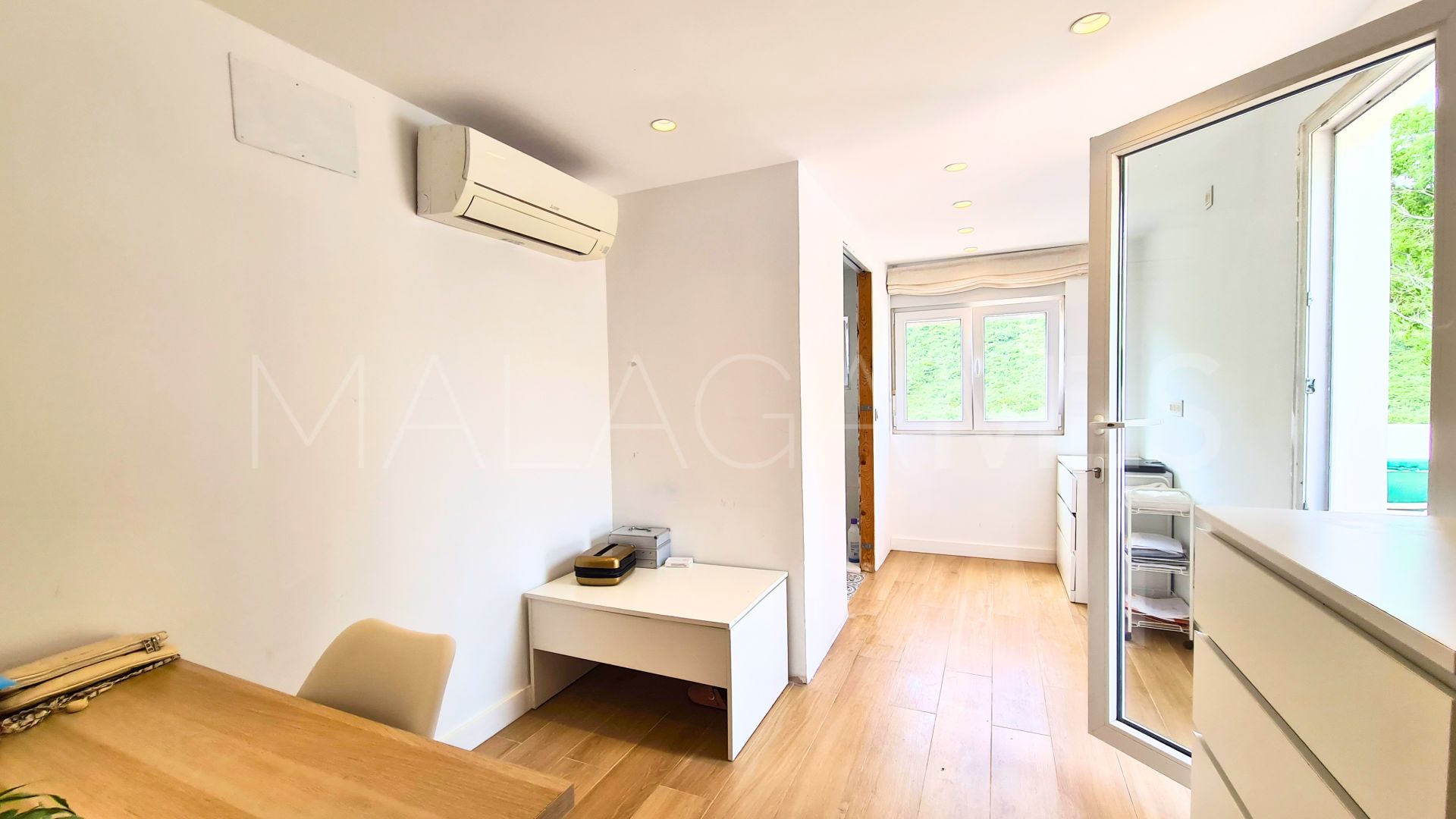 Villa in La Duquesa for sale