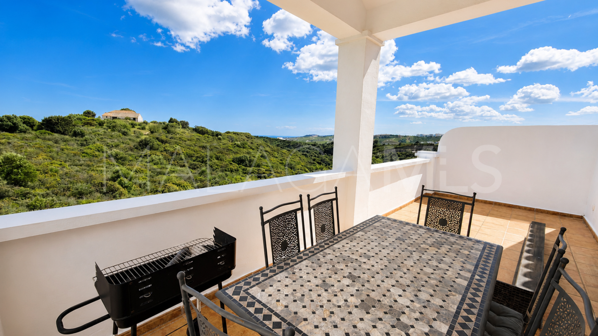 Maison de ville for sale in Casares Playa