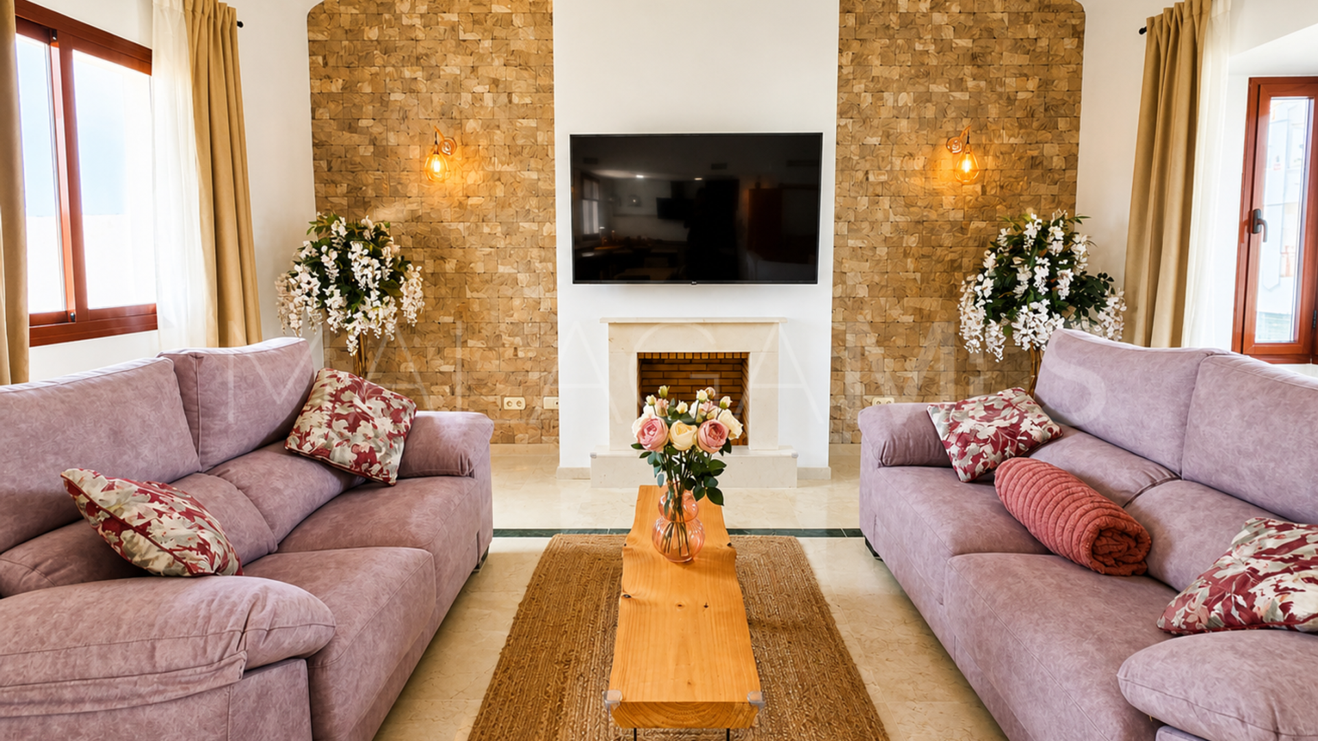 Maison de ville for sale in Casares Playa