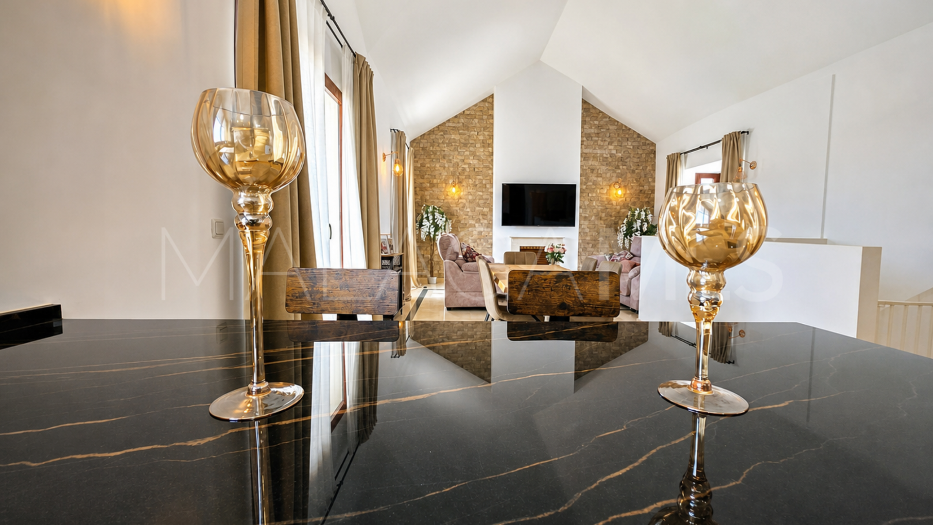 Maison de ville for sale in Casares Playa