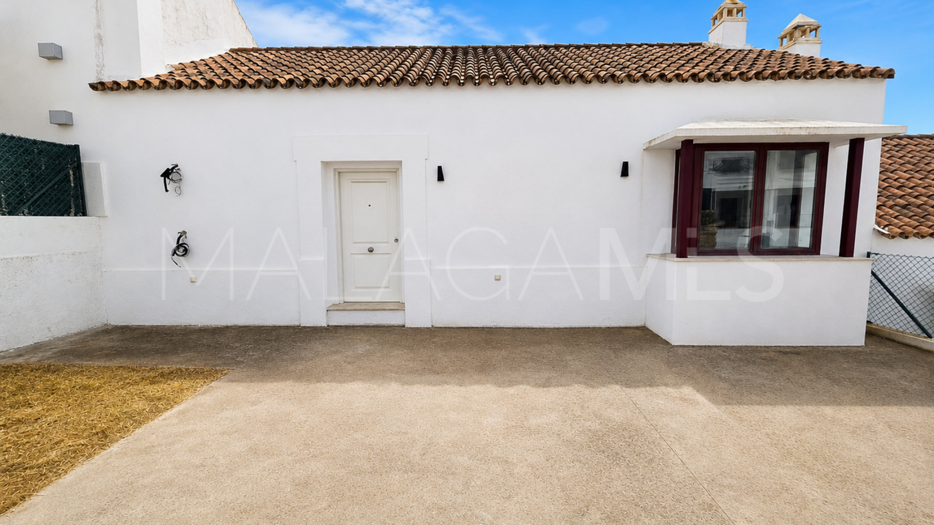 Maison de ville for sale in Casares Playa