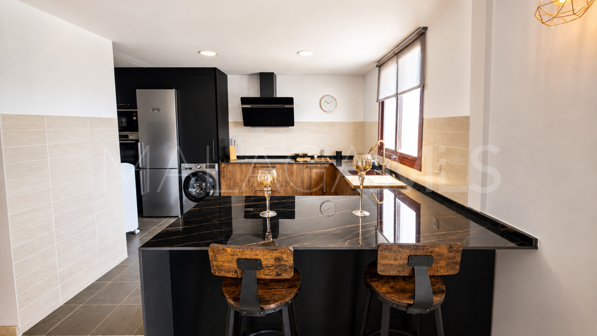 Maison de ville for sale in Casares Playa