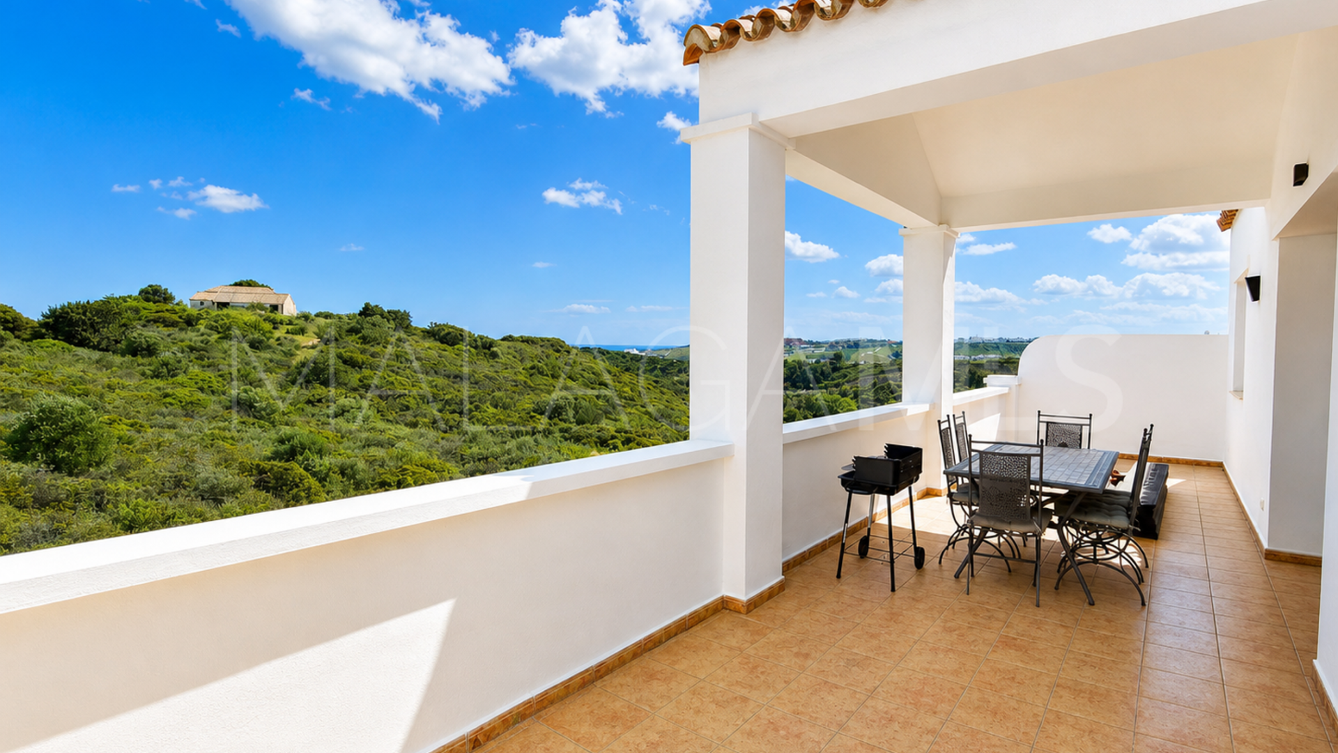 Maison de ville for sale in Casares Playa