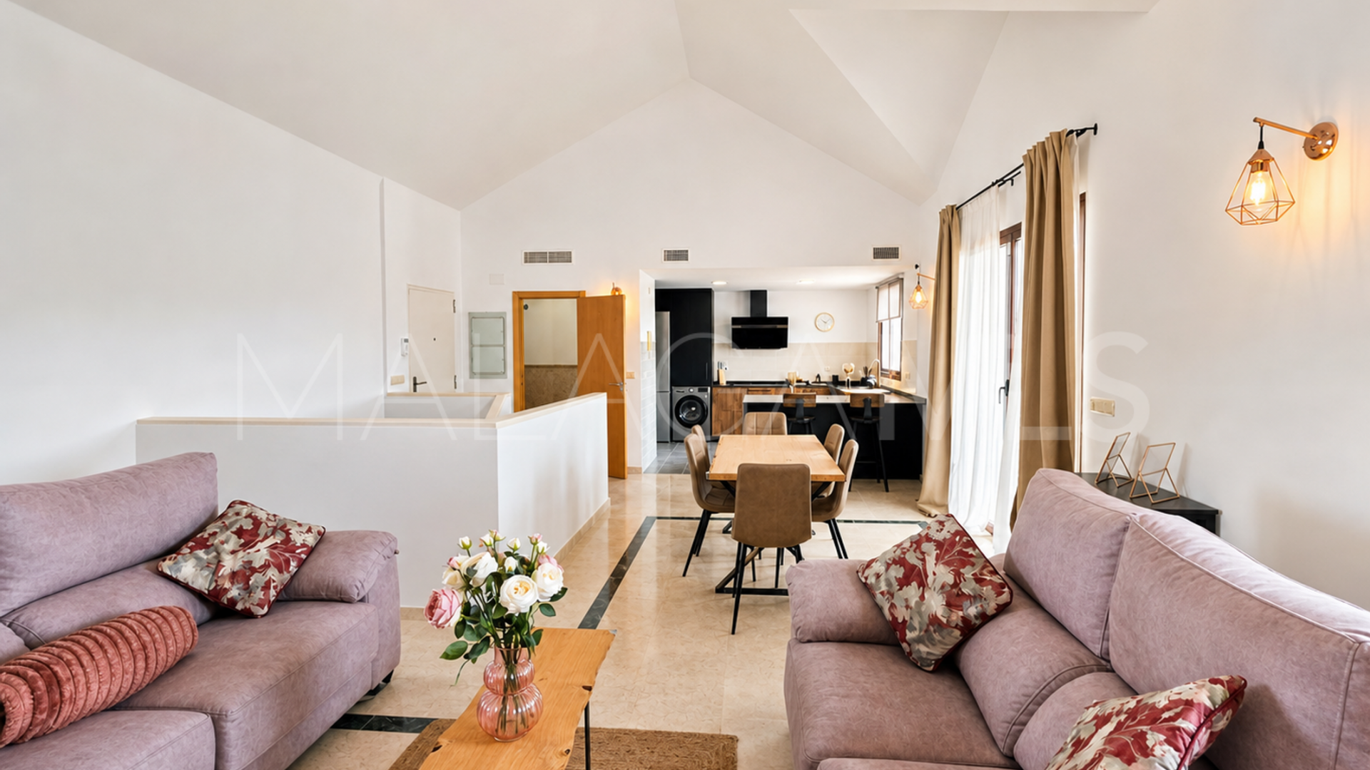 Maison de ville for sale in Casares Playa