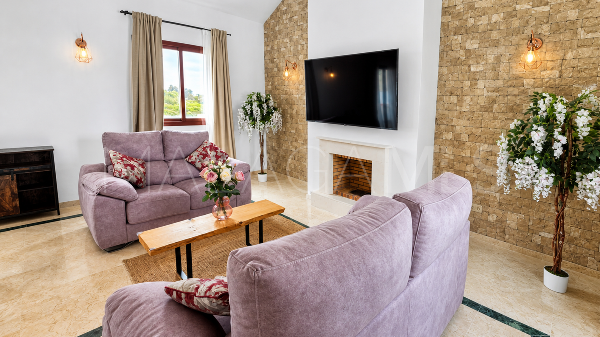 Maison de ville for sale in Casares Playa
