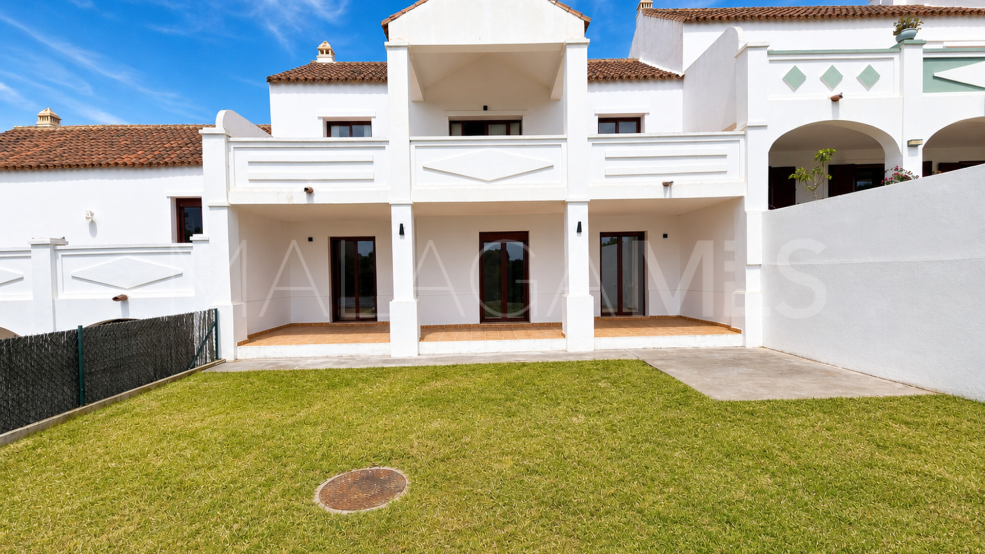 Maison de ville for sale in Casares Playa