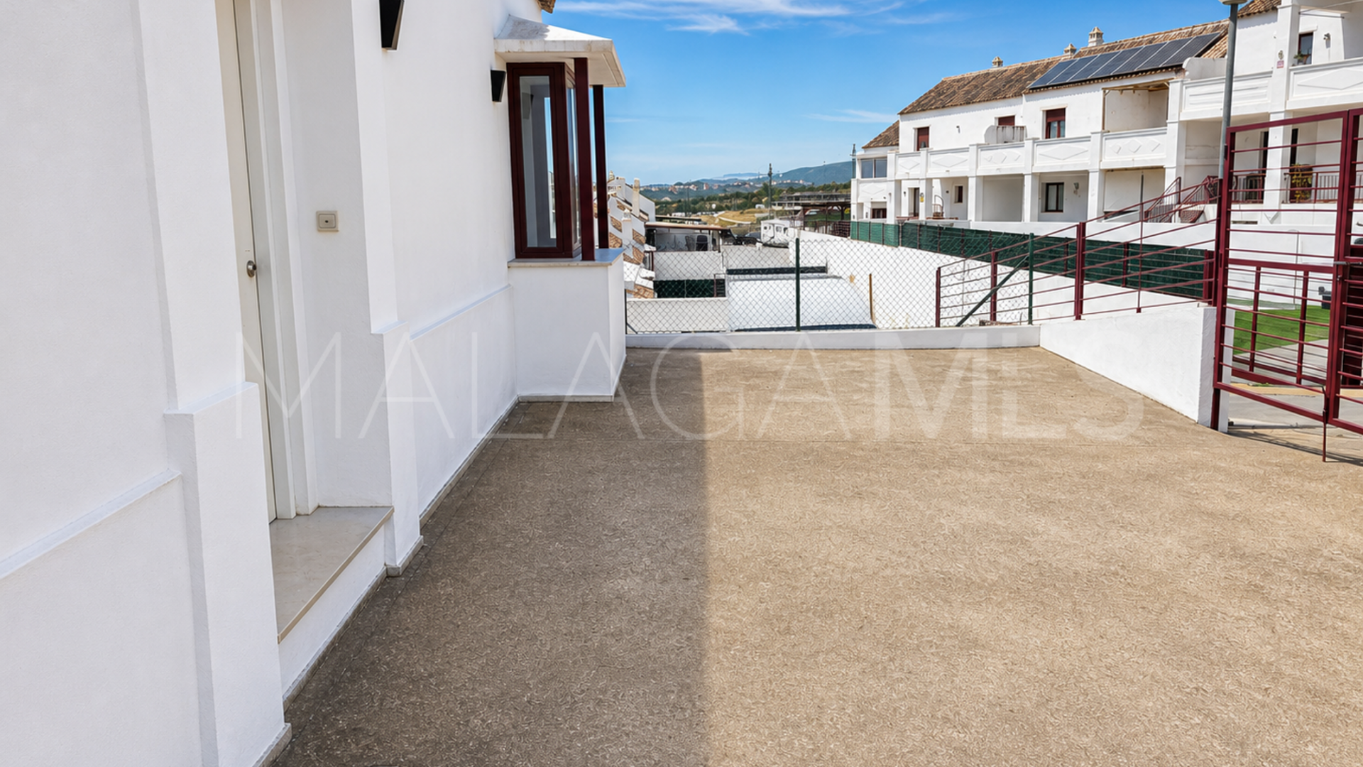 Maison de ville for sale in Casares Playa