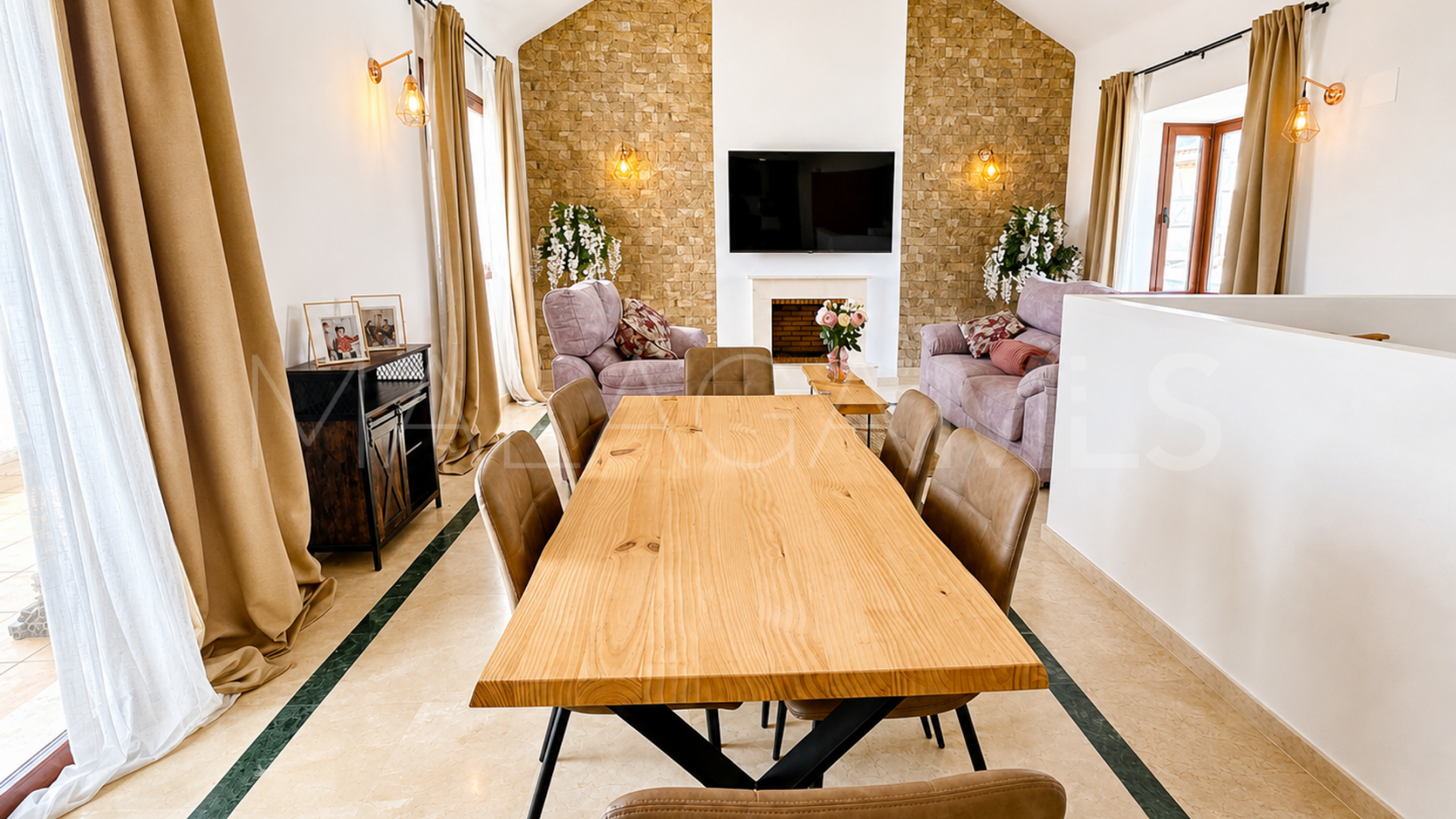Maison de ville for sale in Casares Playa