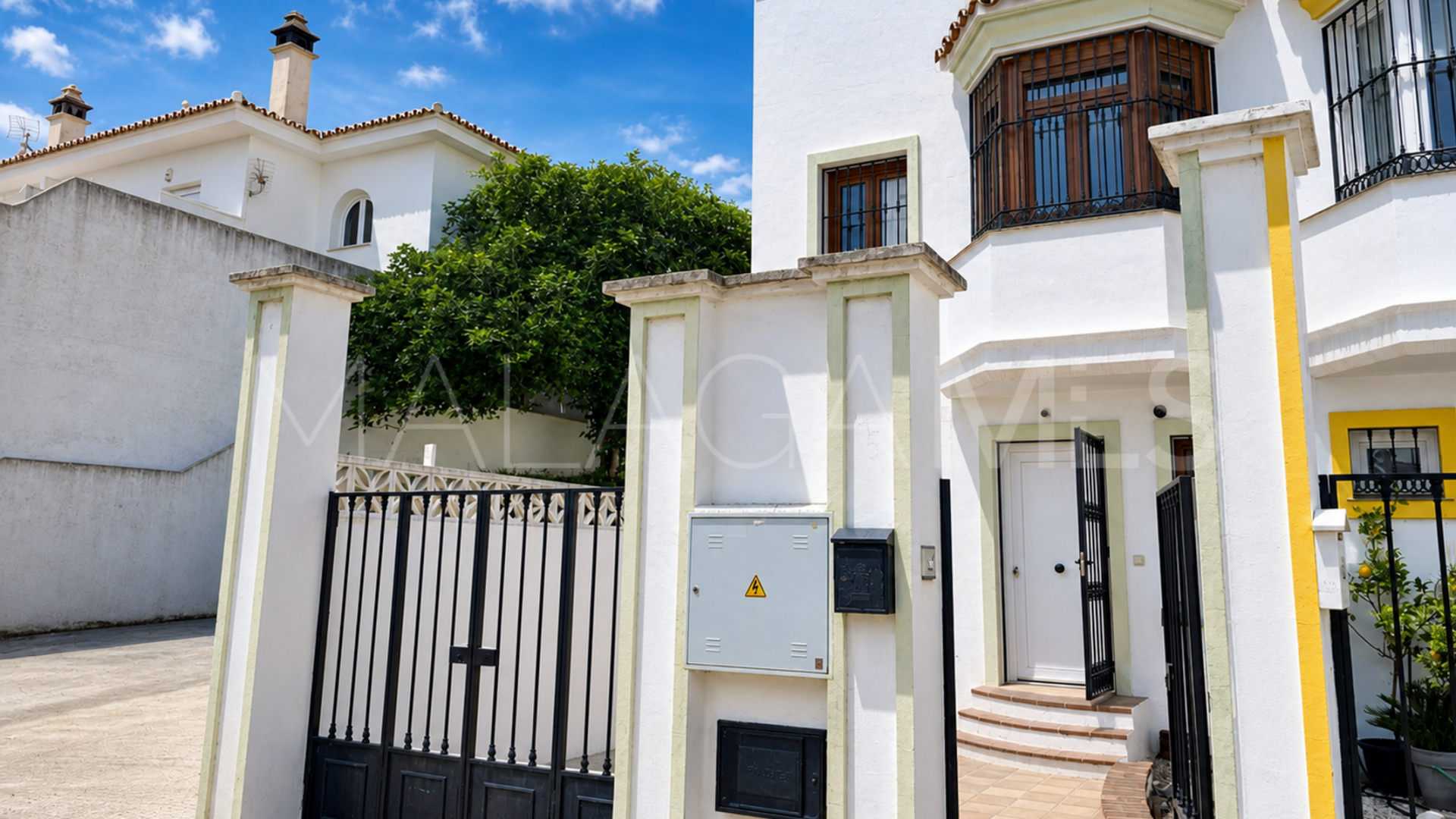 Parhus for sale in La Duquesa