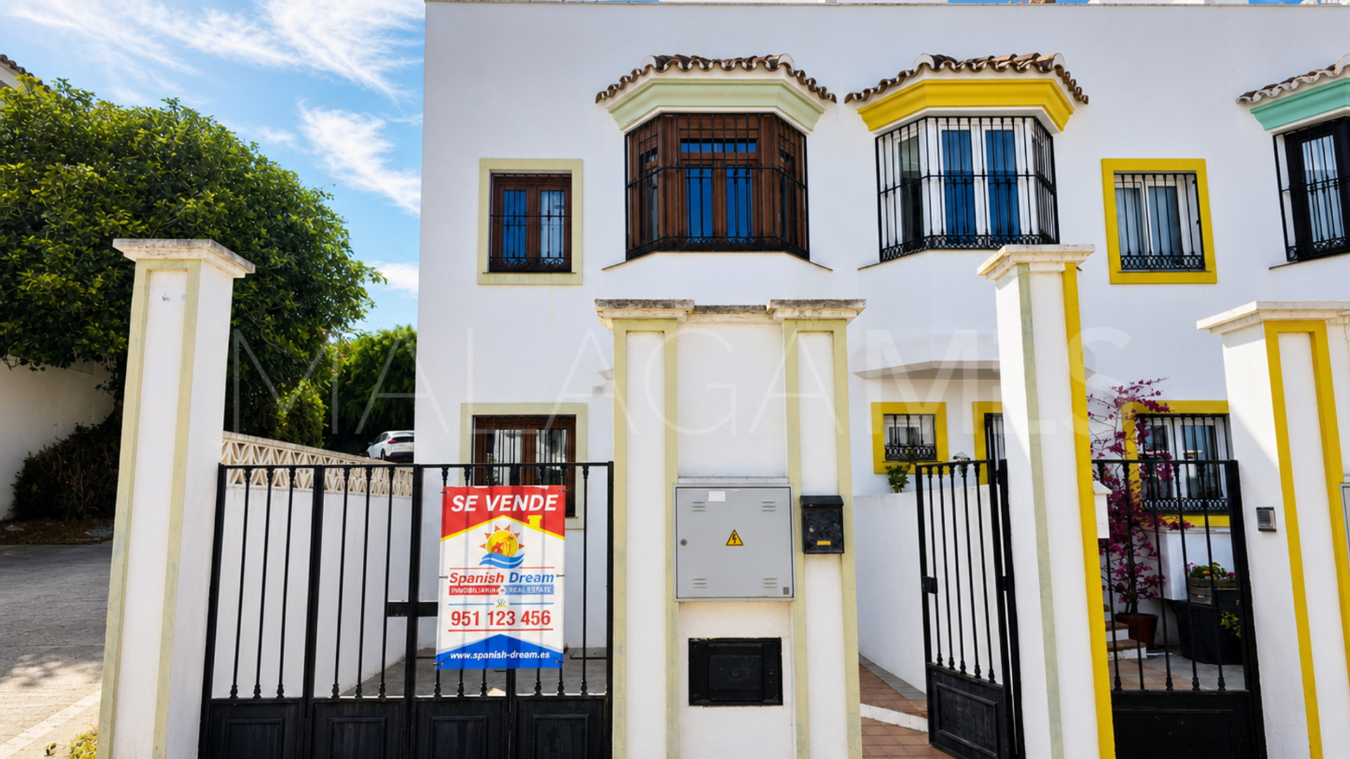 Parhus for sale in La Duquesa