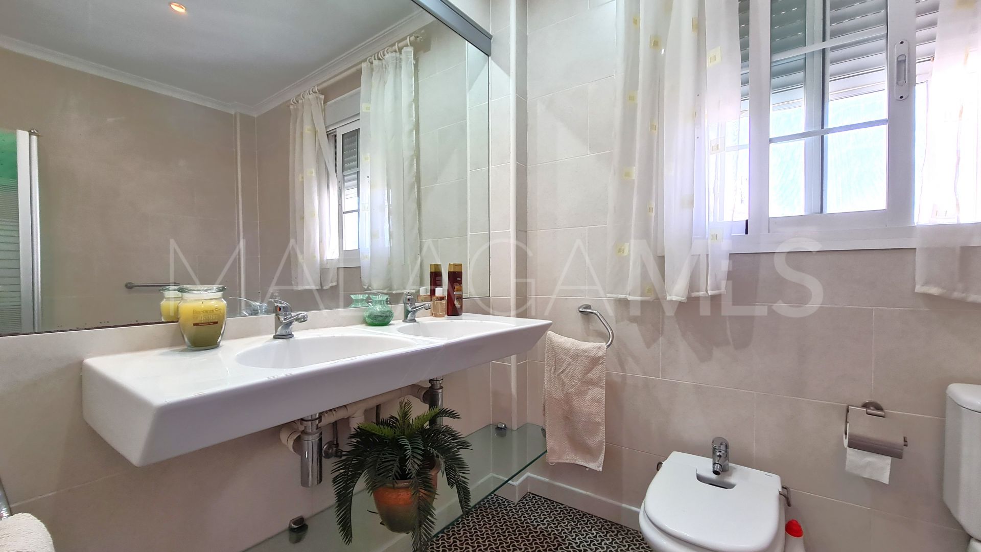 Penthaus for sale in Manilva