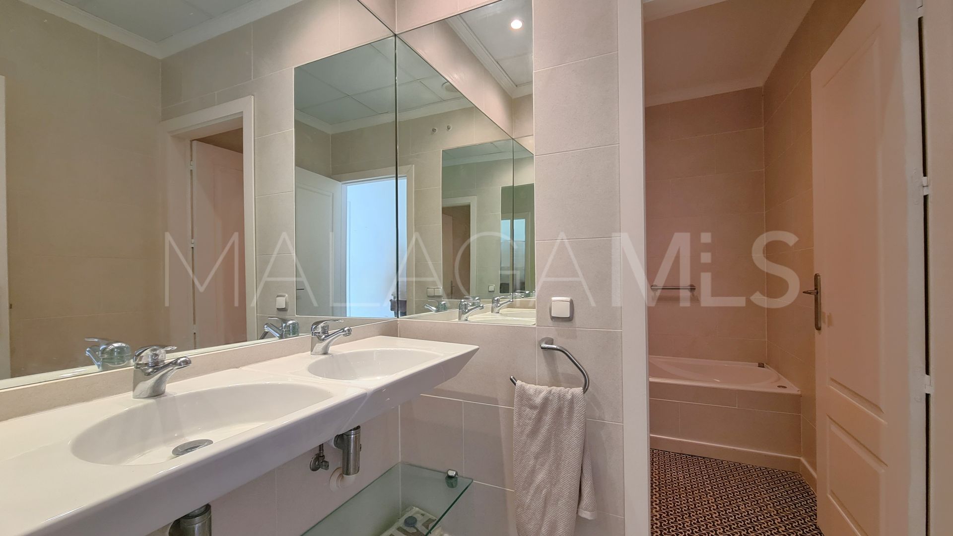 Penthaus for sale in Manilva