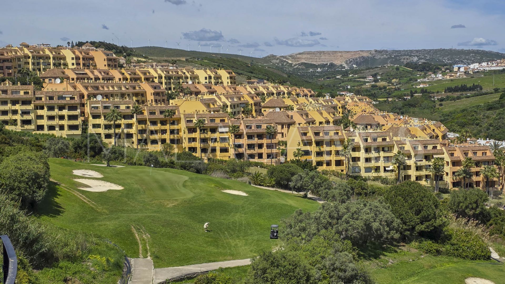 Duplex penthouse for sale in La Duquesa