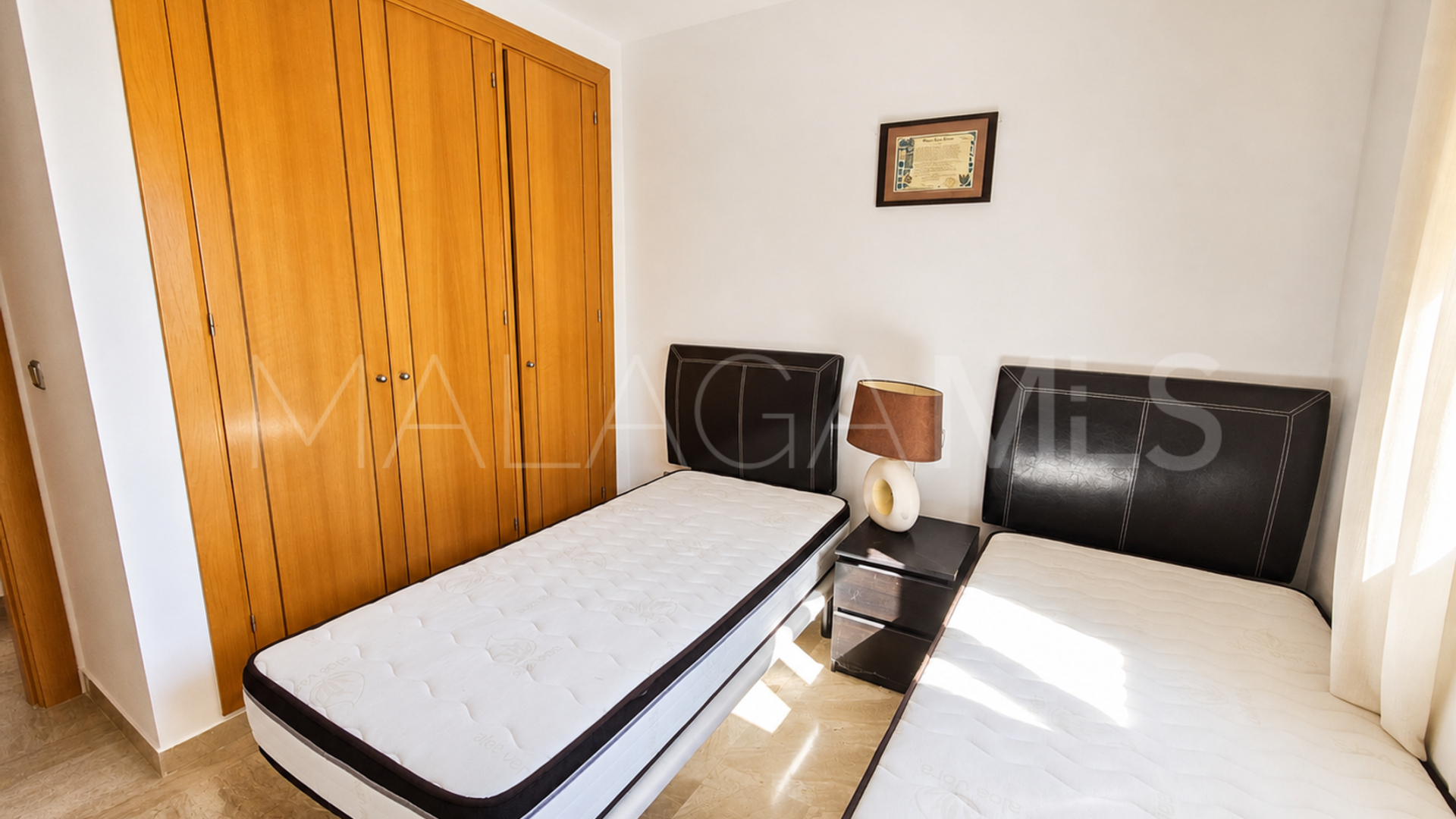 For sale apartment in Casares Playa