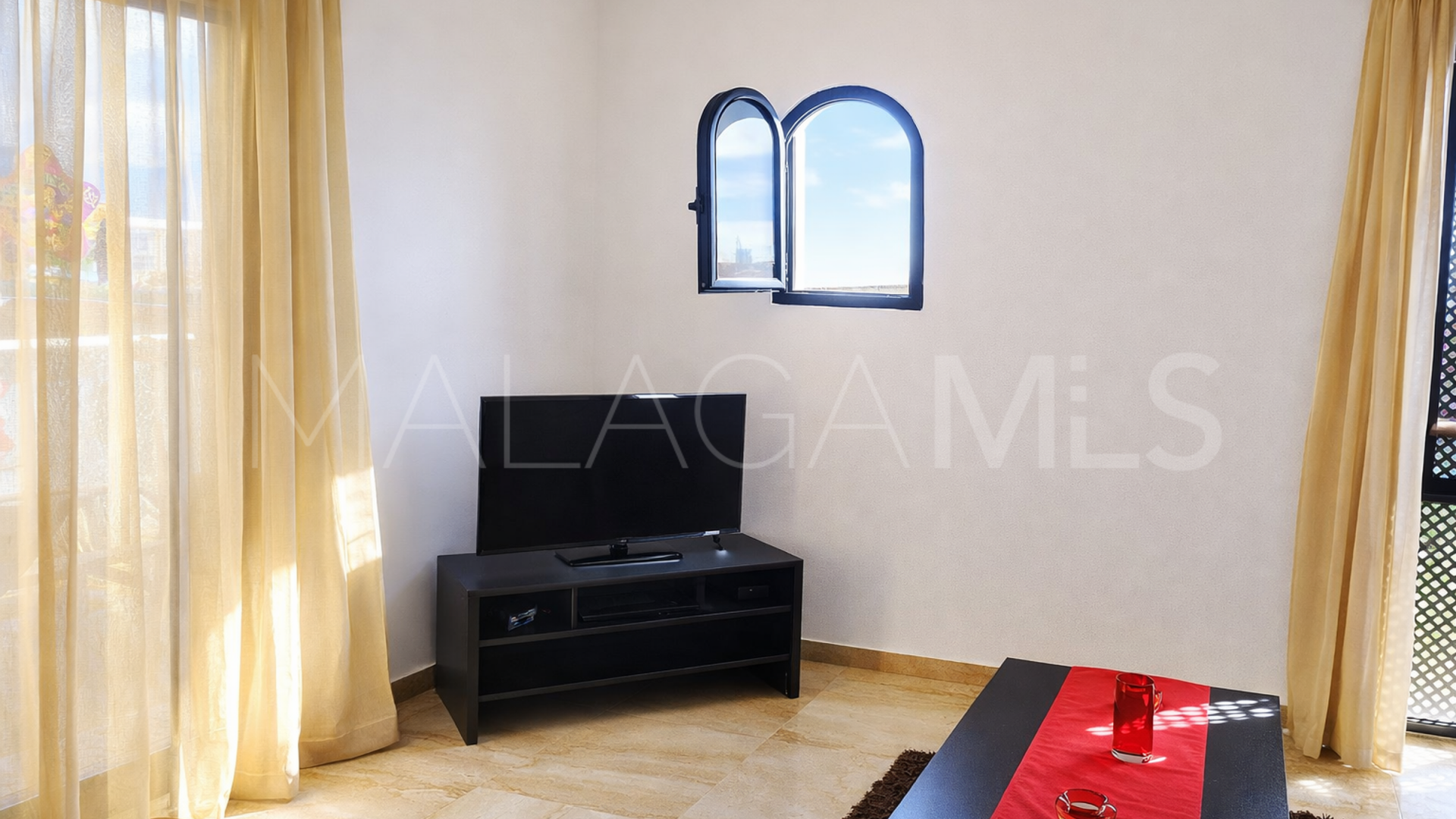 Apartamento a la venta in Casares Playa
