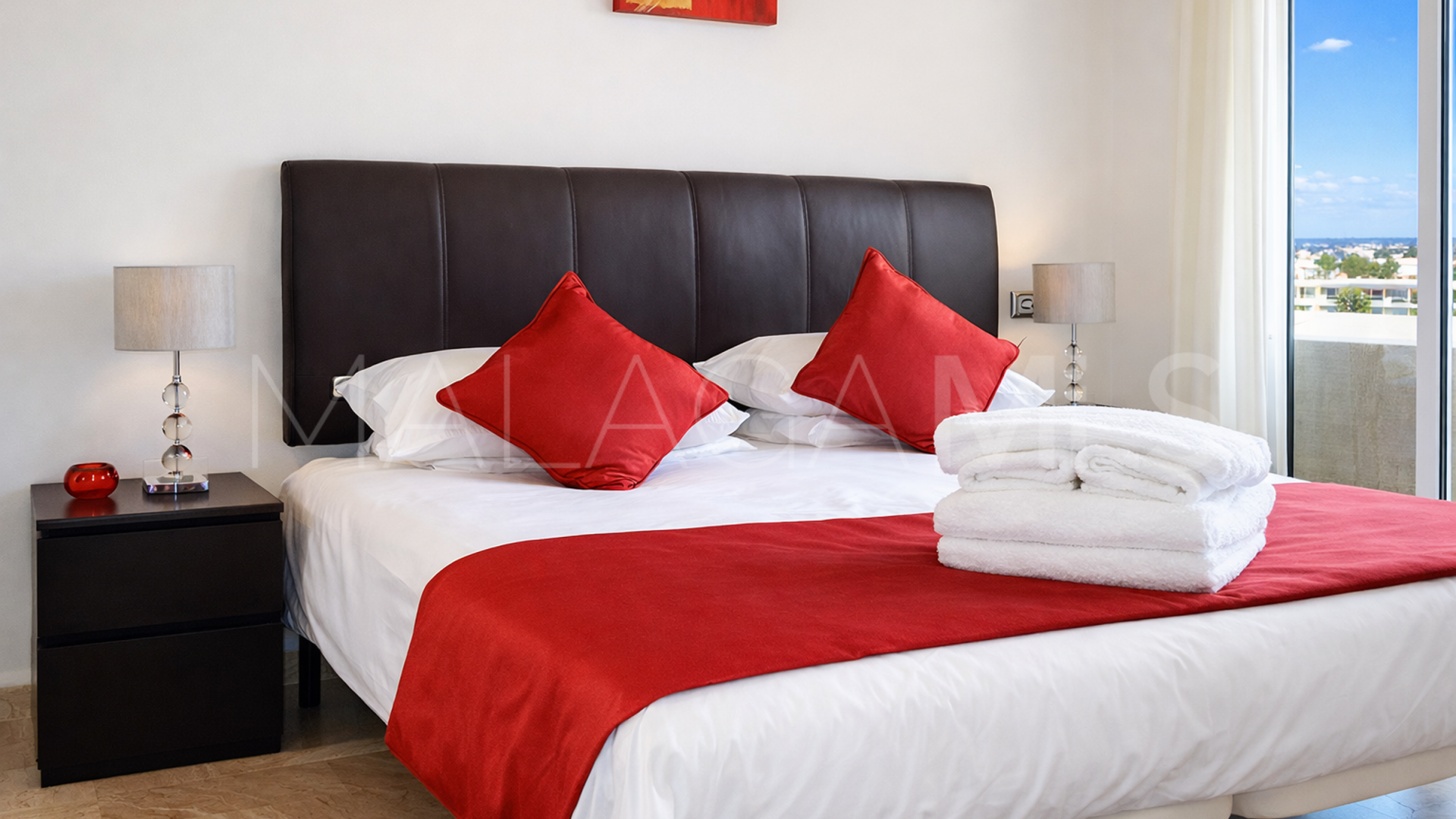 Apartamento a la venta in Casares Playa