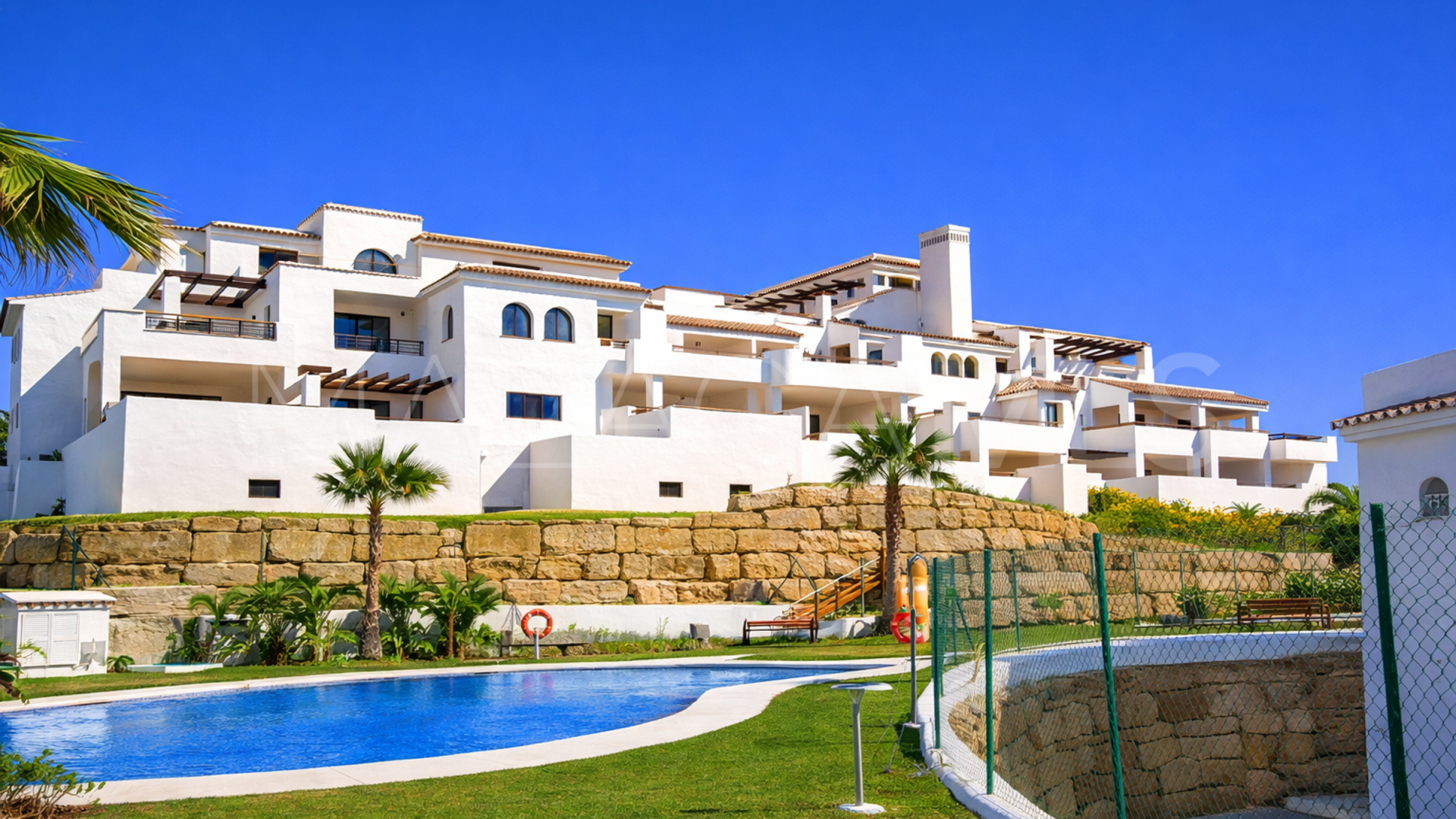 Apartamento a la venta in Casares Playa
