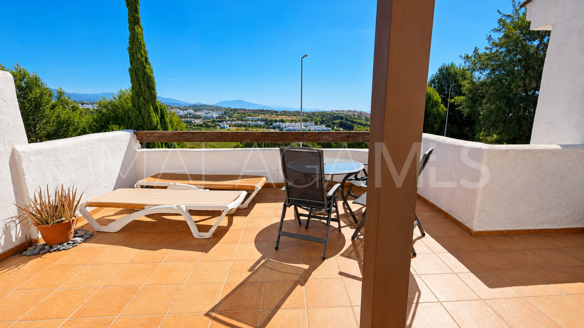 For sale apartment in Casares Playa