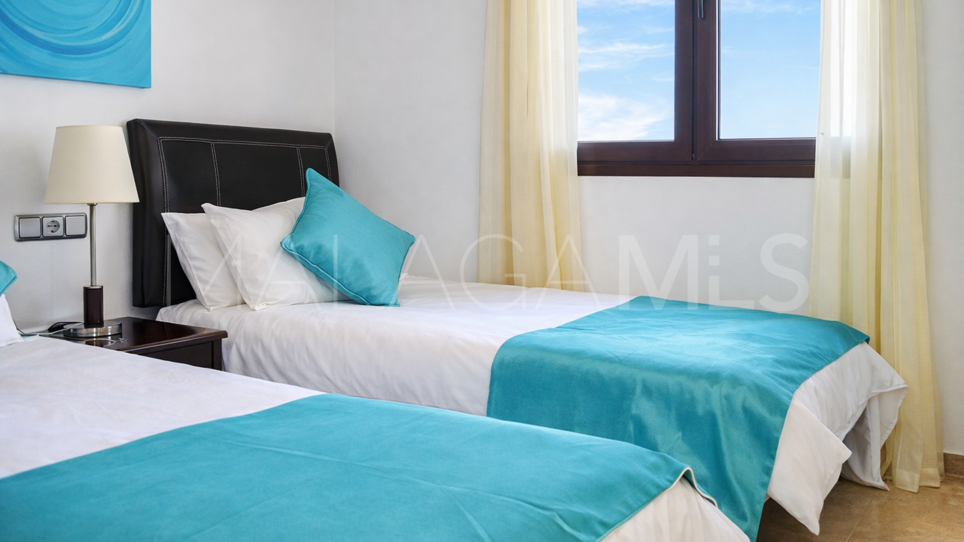 Apartamento a la venta in Casares Playa