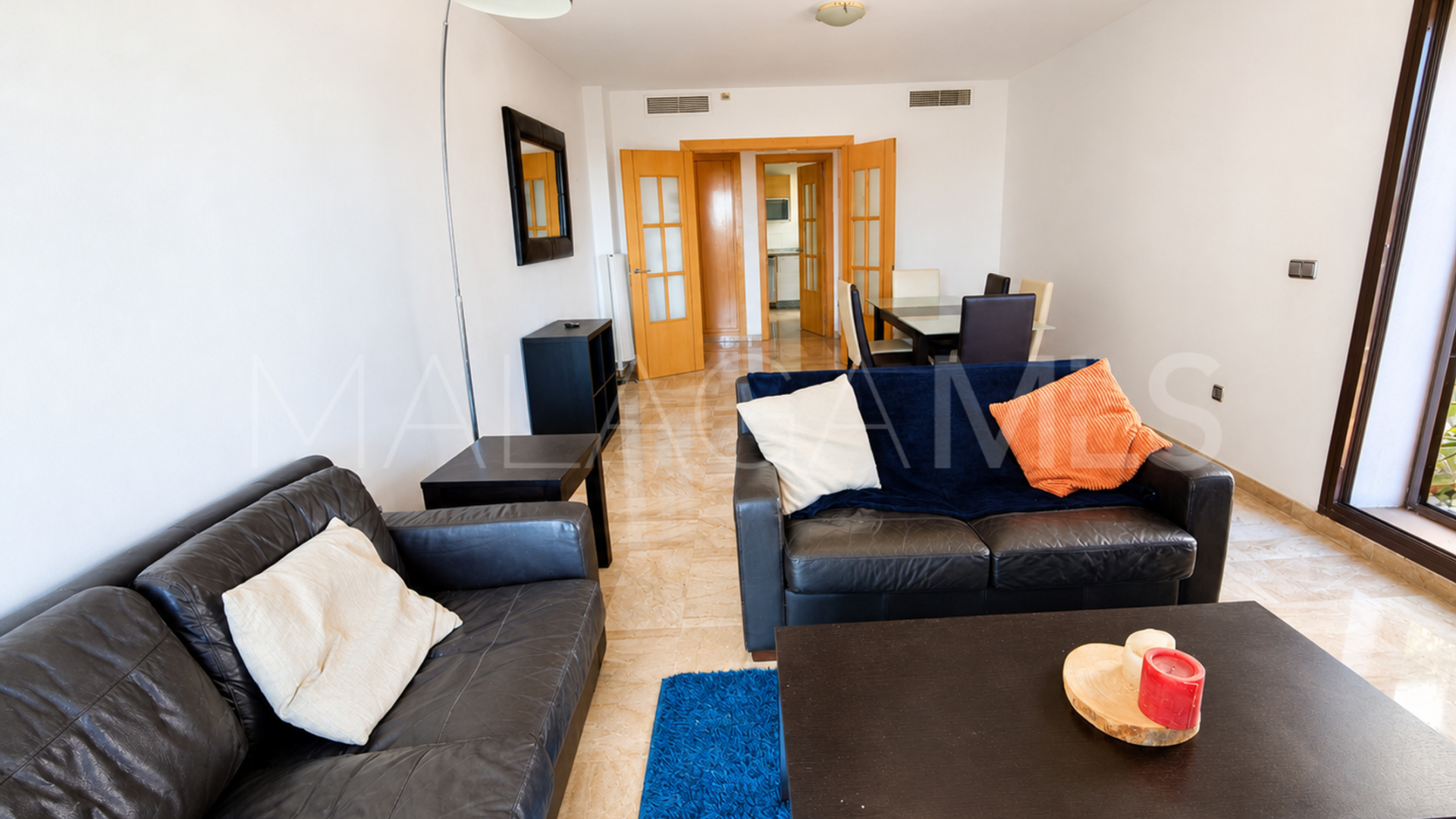 For sale apartment in Casares Playa