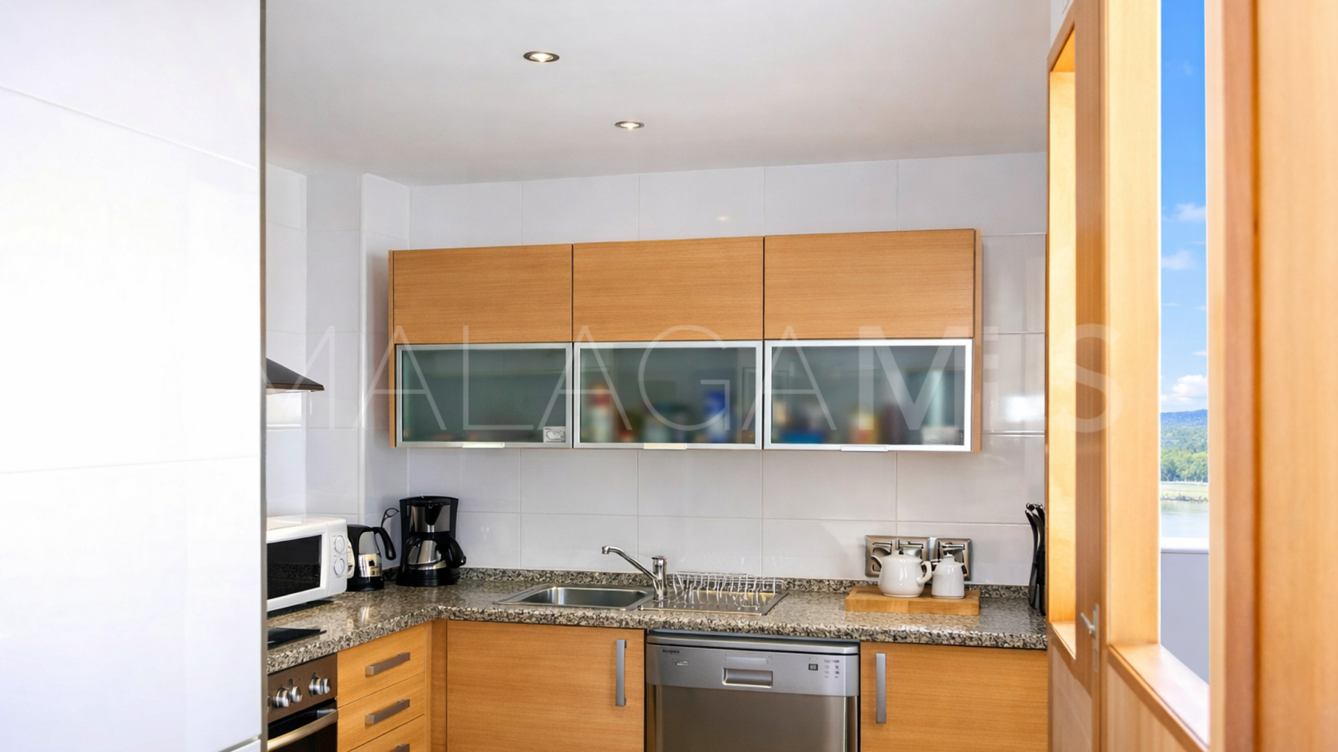 Apartamento a la venta in Casares Playa