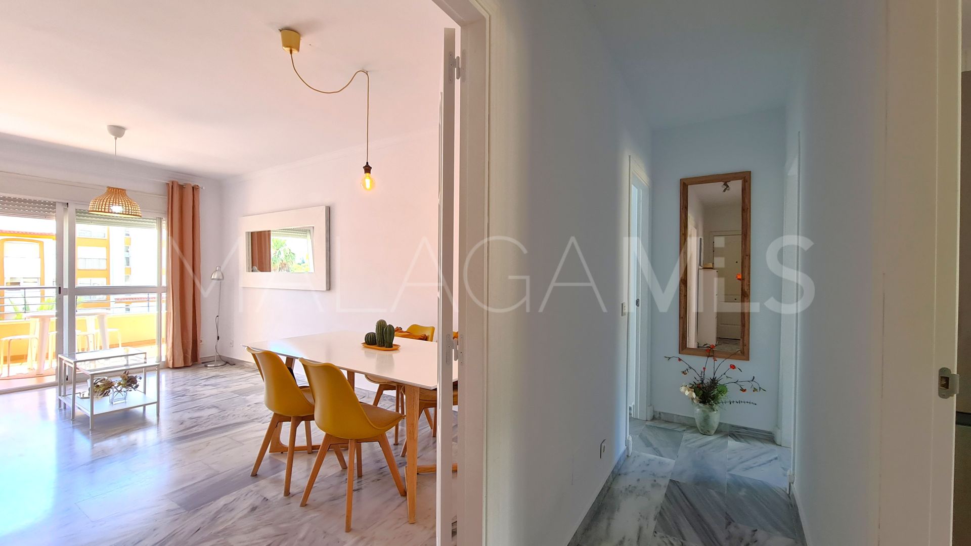 Wohnung for sale in Estepona
