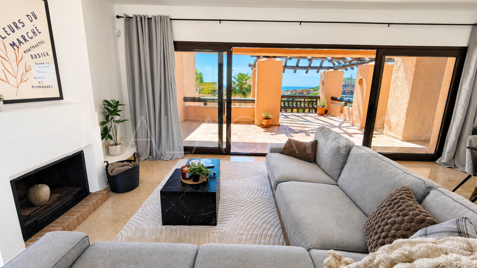 For sale Sabinillas penthouse